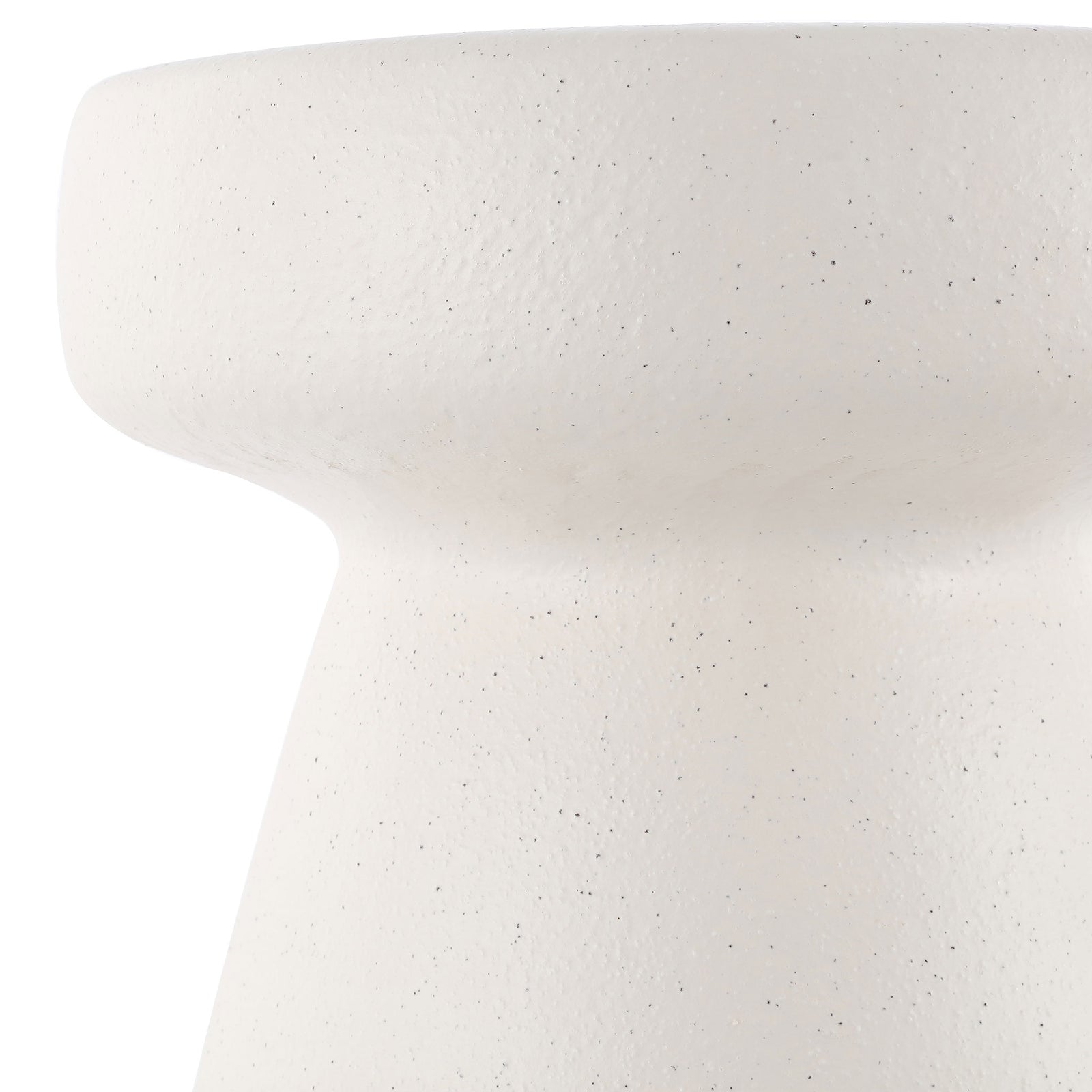 Rounded cream top meets a tapered ceramic body with delicate speckling || ACS4603B || detail_studio
