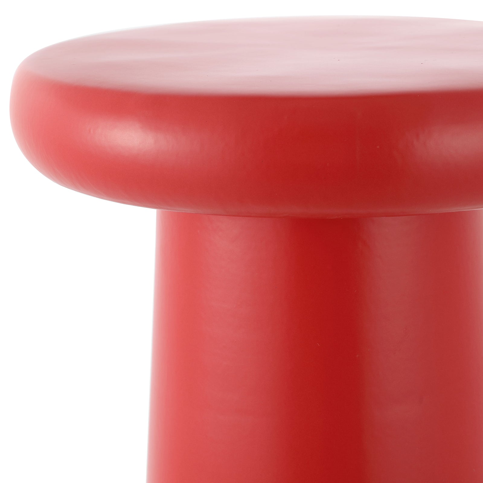 A thick, rounded seat rests above the smooth red ceramic pedestal. || ACS4607E || detail_studio