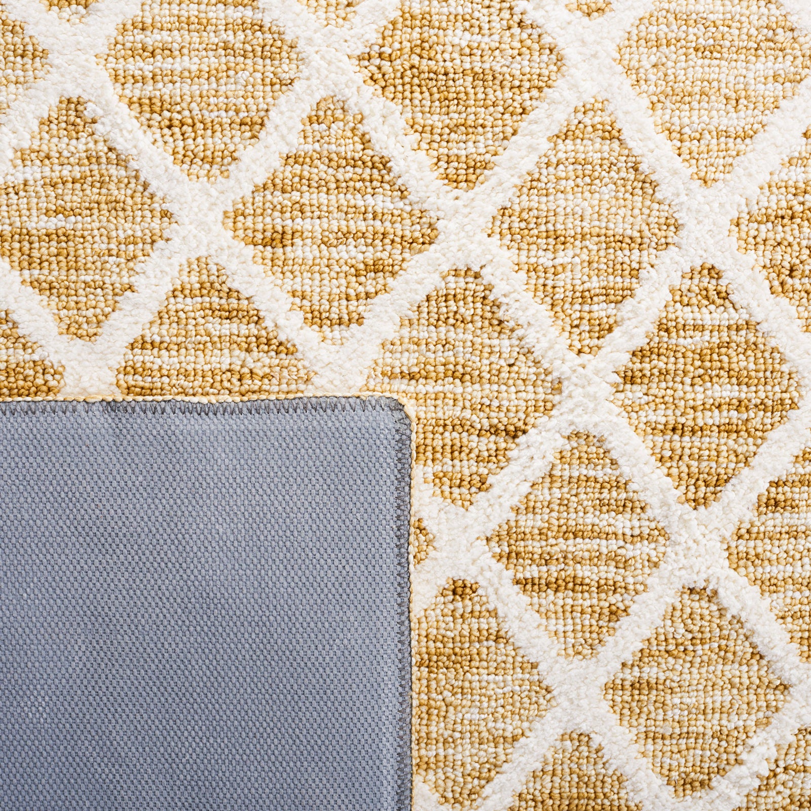 Backside shows gray backing and crisp diamond pattern contrast. || ECR113D-5 || backing_studio