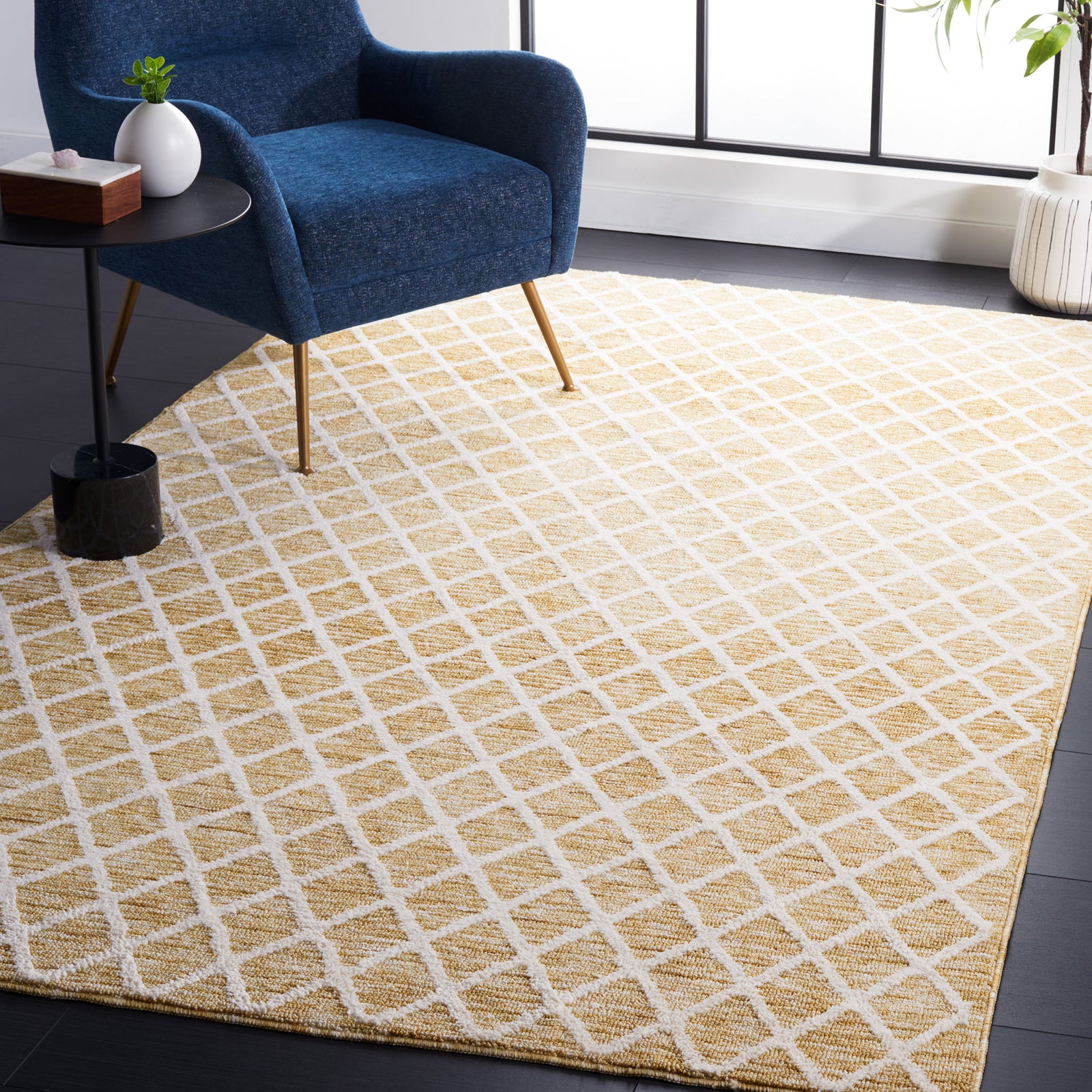 Gold and ivory trellis rug with soft texture that brightens contemporary decor. || ECR113D-5 || front_angle_room