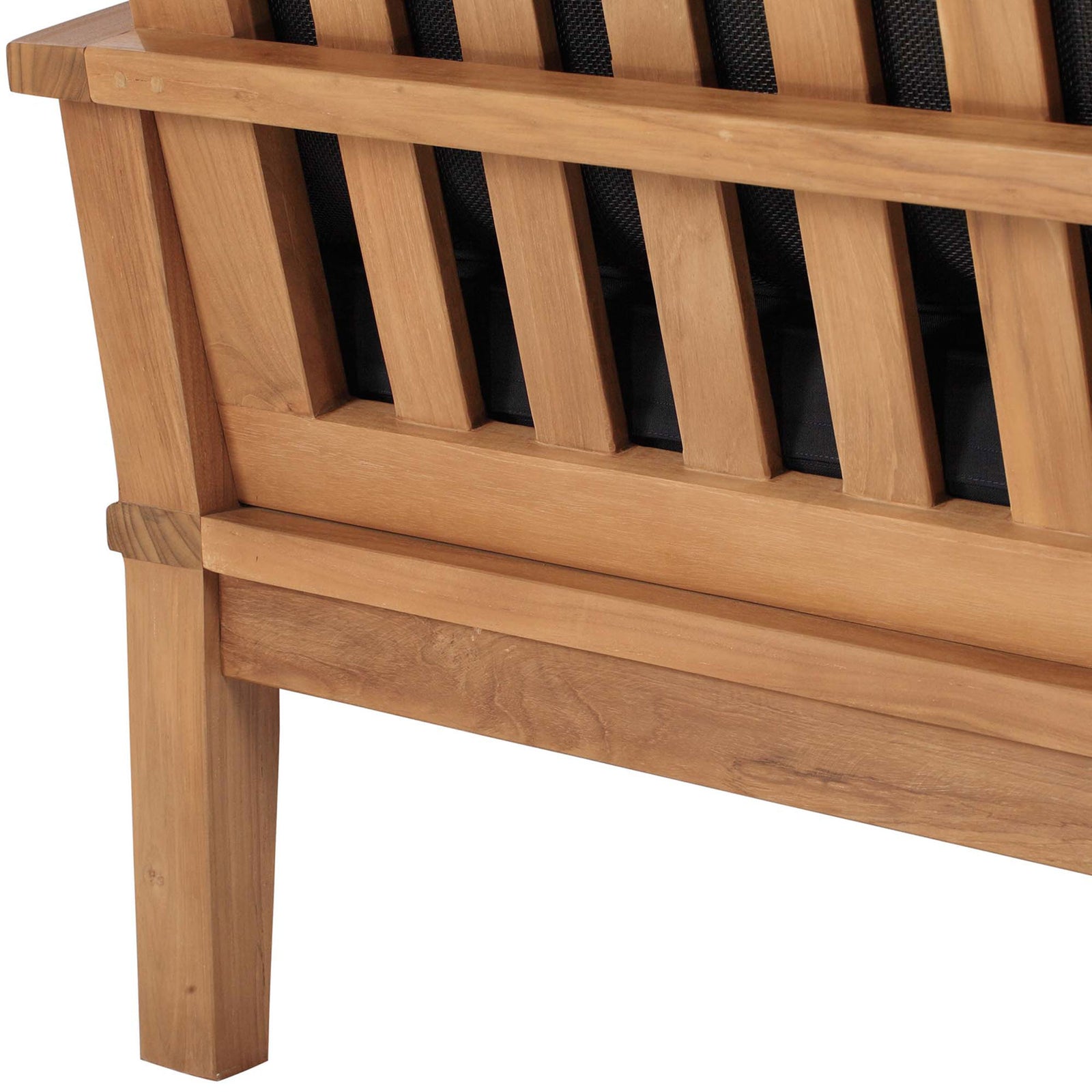 Sturdy teak legs and slatted base detail emphasize the sofa's strong, weather-ready construction || EEI-4176-NAT-NAV || leg_studio