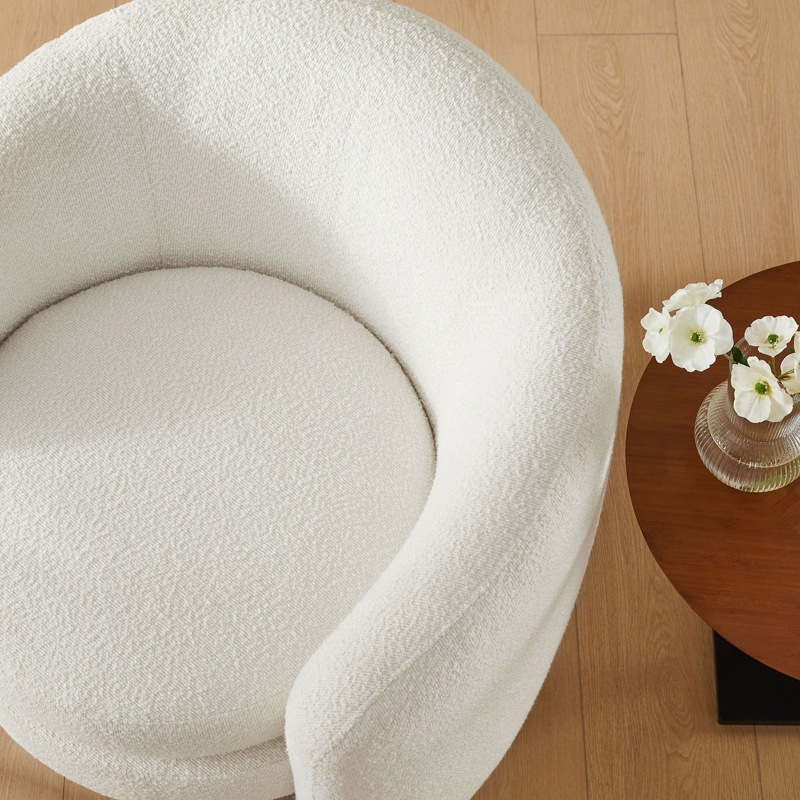 Textured boucle seat pairs beautifully with warm wood accents for a serene look || EEI-6666-CLO || detail_room
