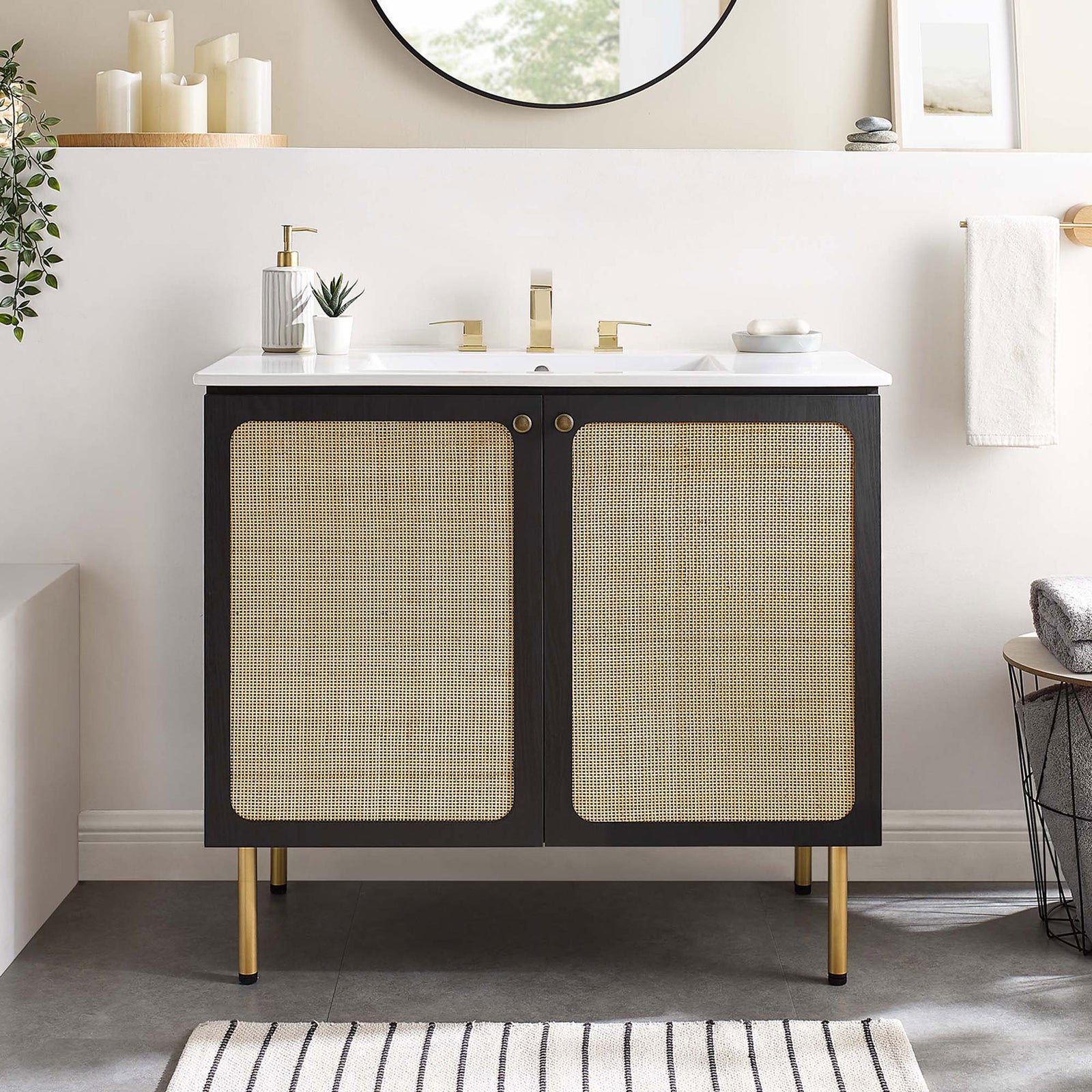 Lifestyle look completes the bath with cane texture and gold accents || EEI-6697-BLK-WHI || front_room