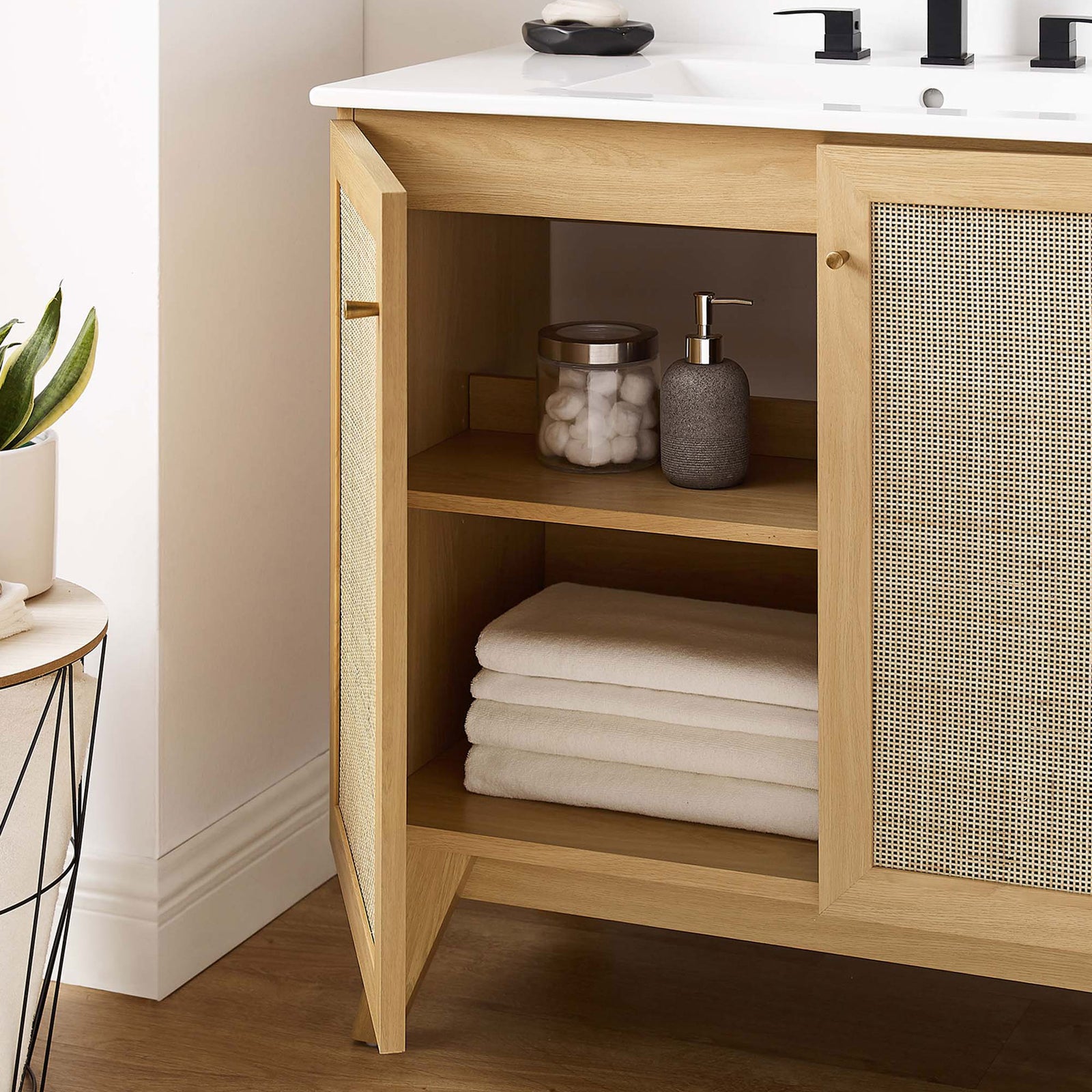 Roomy interior with adjustable shelf neatly stores towels and essentials. || EEI-6717-OAK-WHI || storage_open_room