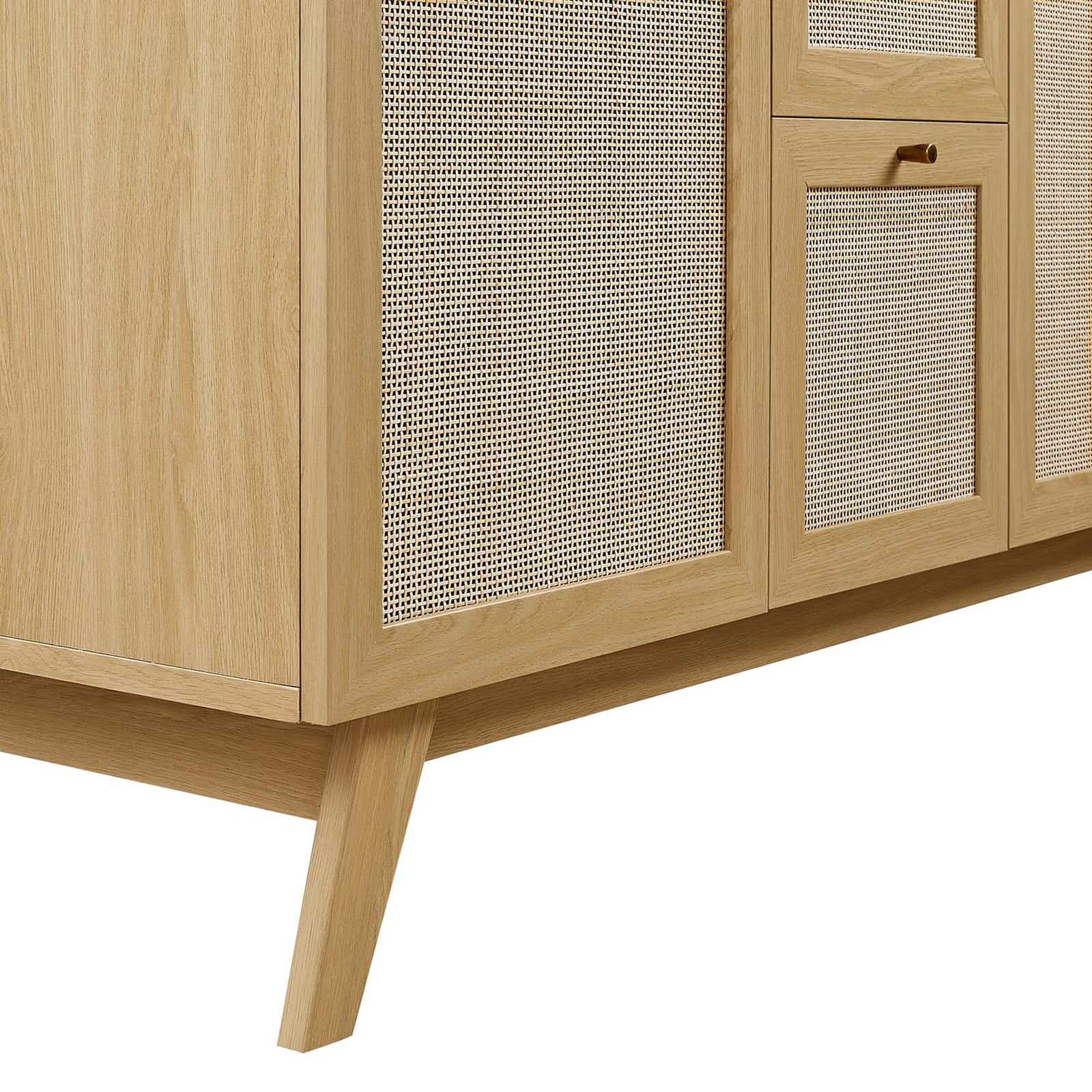 Splayed solid-look legs with clean skirting add mid-century charm || EEI-6720-OAK-BLK || leg_studio