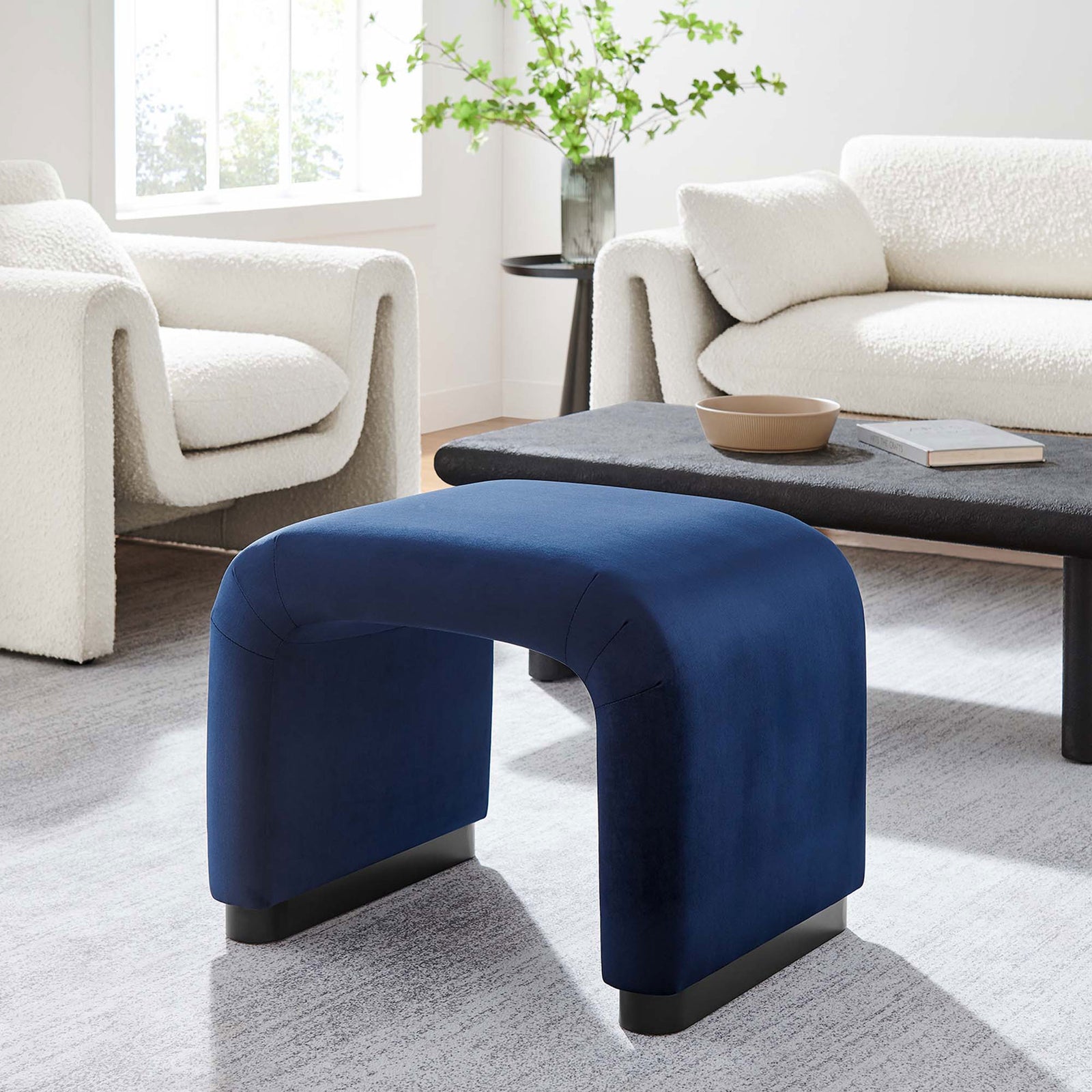 Versatile velvet stool adds a bold midnight blue accent to modern living spaces || EEI-6733-BLK-MID || front_angle_room