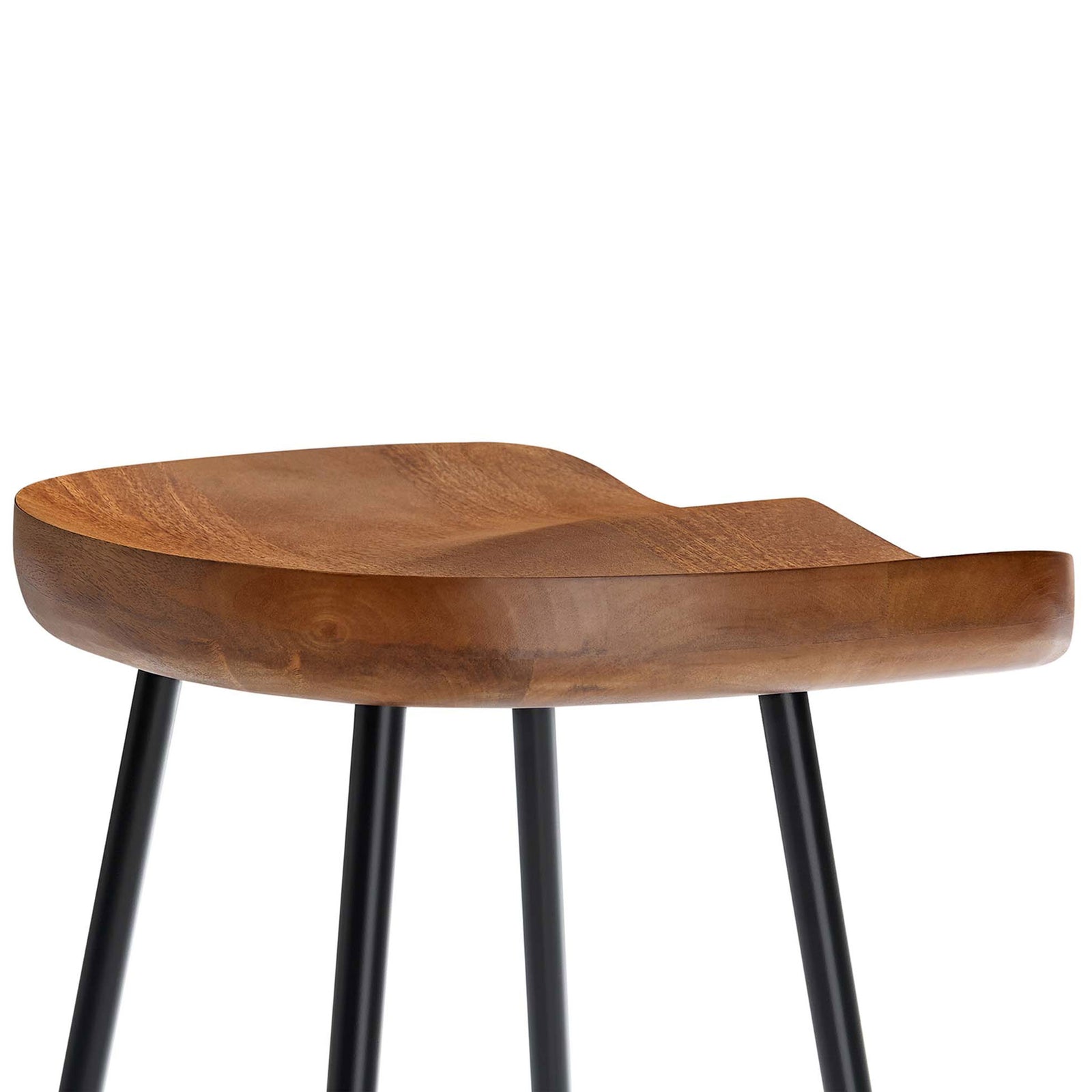 Contoured saddle seat reveals rich walnut mango wood grain and smooth, rounded edges || EEI-6741-WAL || detail_studio