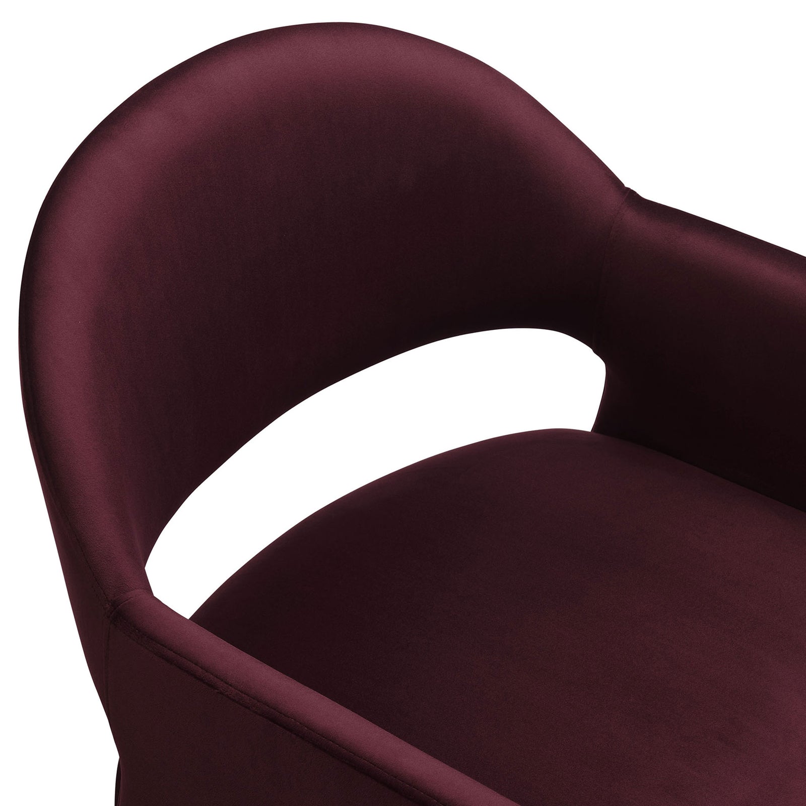 Close-up of soft mulberry velvet barrel back and padded seat for comfortable dining support || EEI-7081-MUL || detail_studio