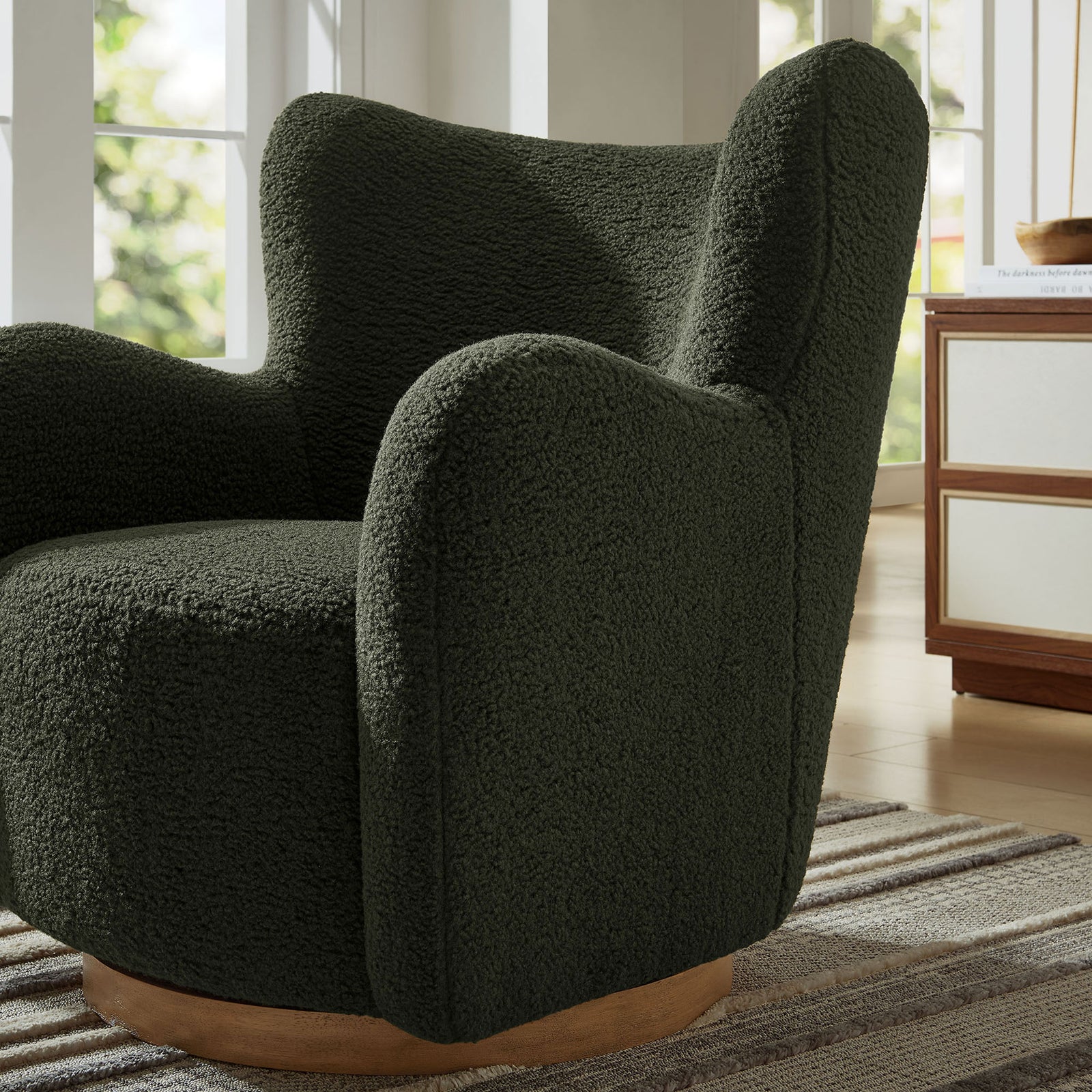 Textured sherpa fabric and curved arm with a warm walnut swivel base || EEI-7105-FRN-WAL || detail_room