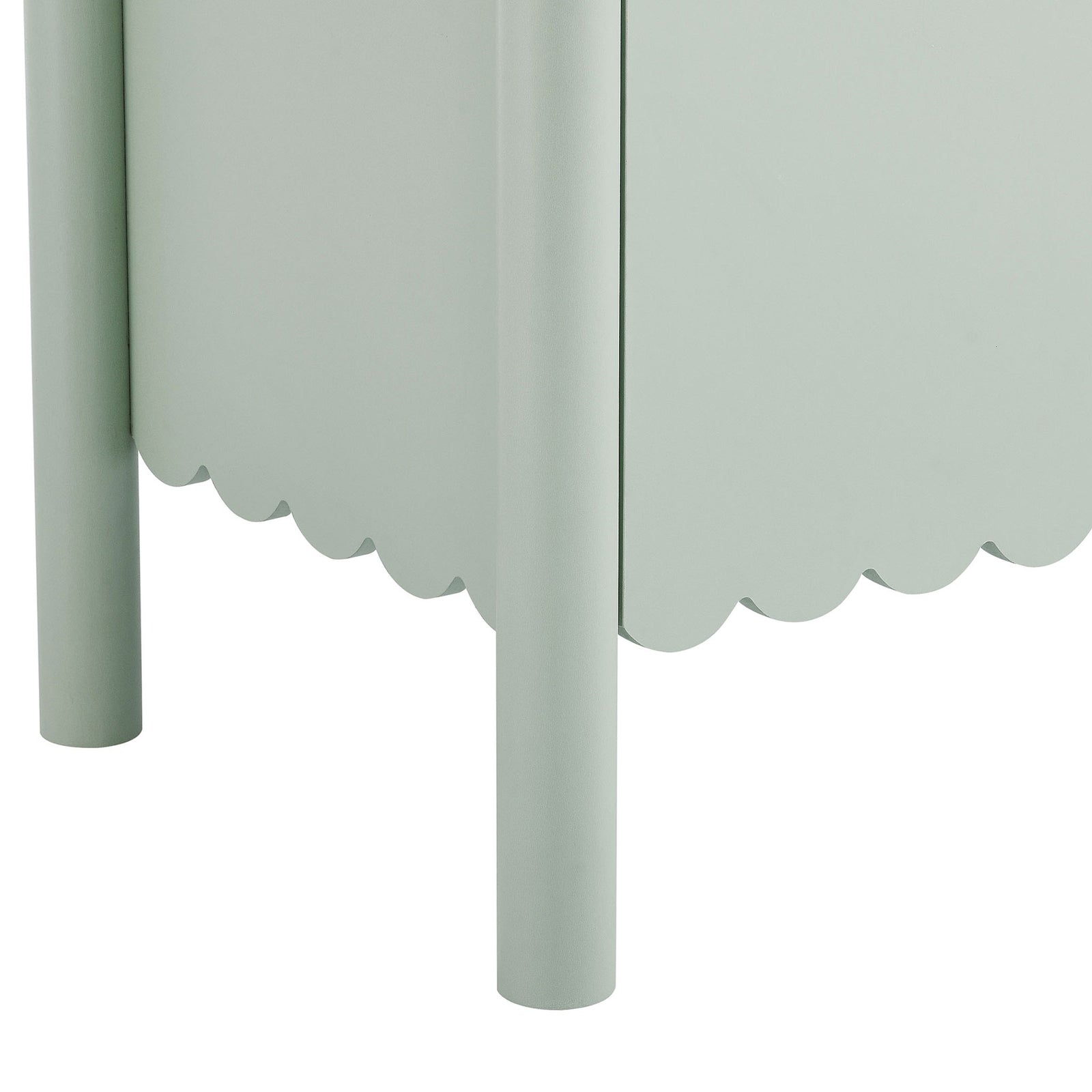 Detail of cylindrical leg and scalloped edge in smooth sage finish || EEI-7153-SGE || leg_studio