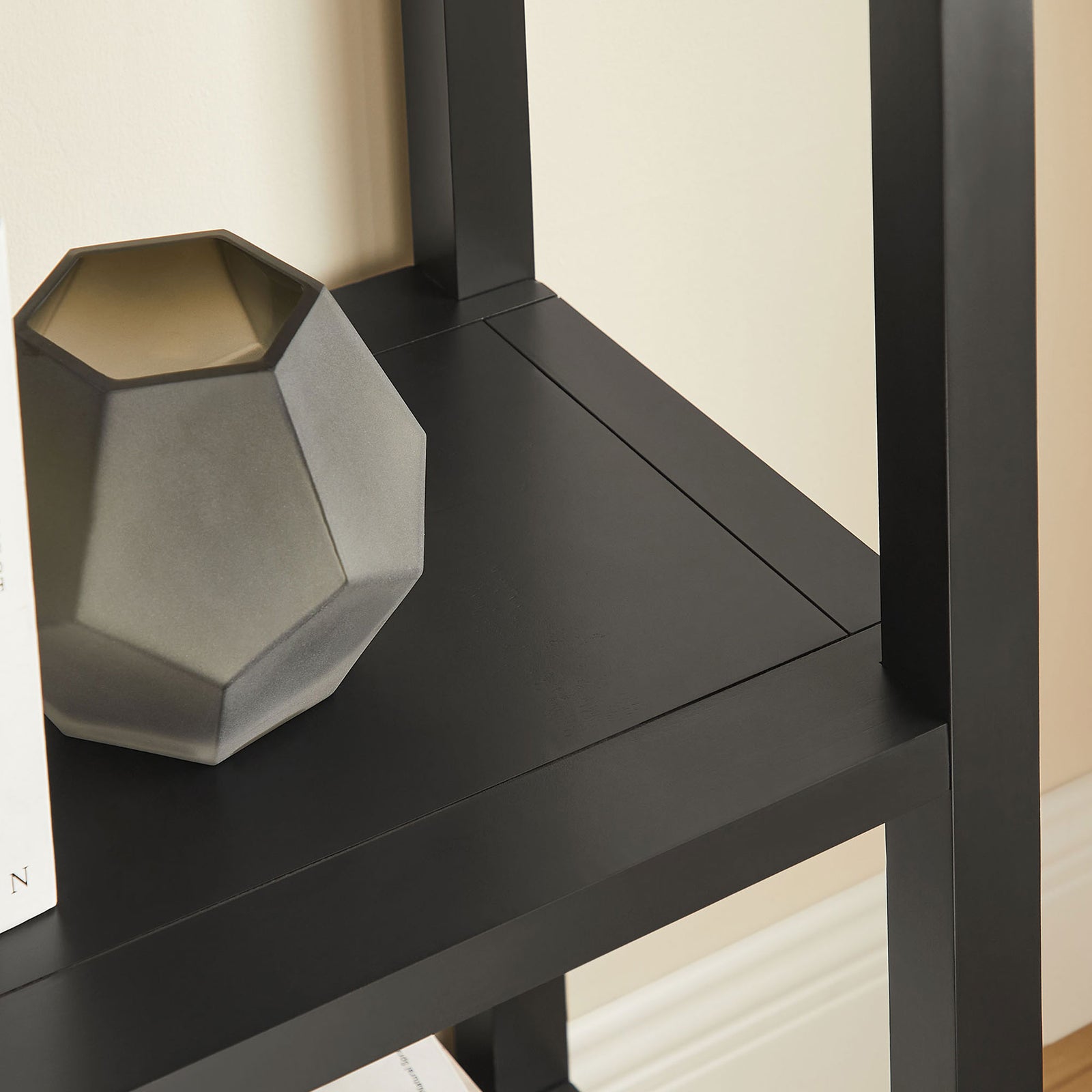Smooth pine shelf surface in black finish styled with decor for modern living || EEI-7316-BLK || detail_room