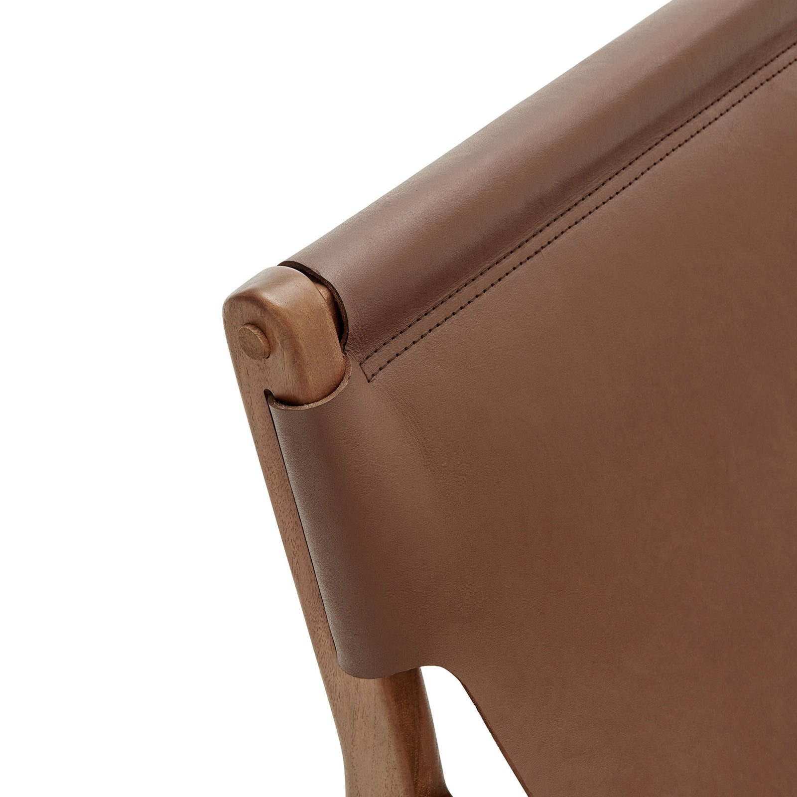 Hand-finished leather wrap with neat topstitching highlights the refined craftsmanship || EEI-7324-NUT || detail_studio