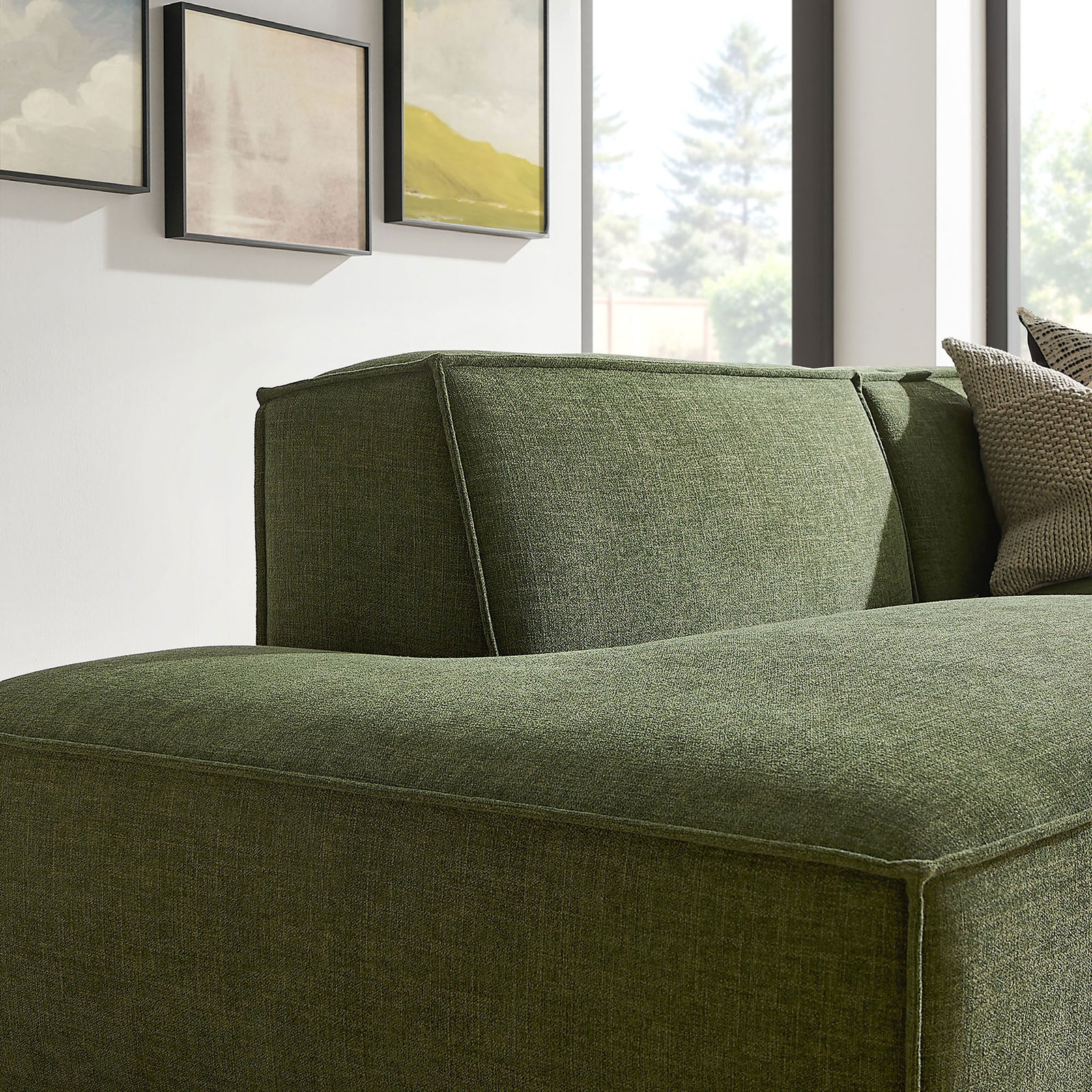 Backrest detail shows sculpted profile and tailored piping on foliage green performance fabric || EEI-7427-FOL || detail_room