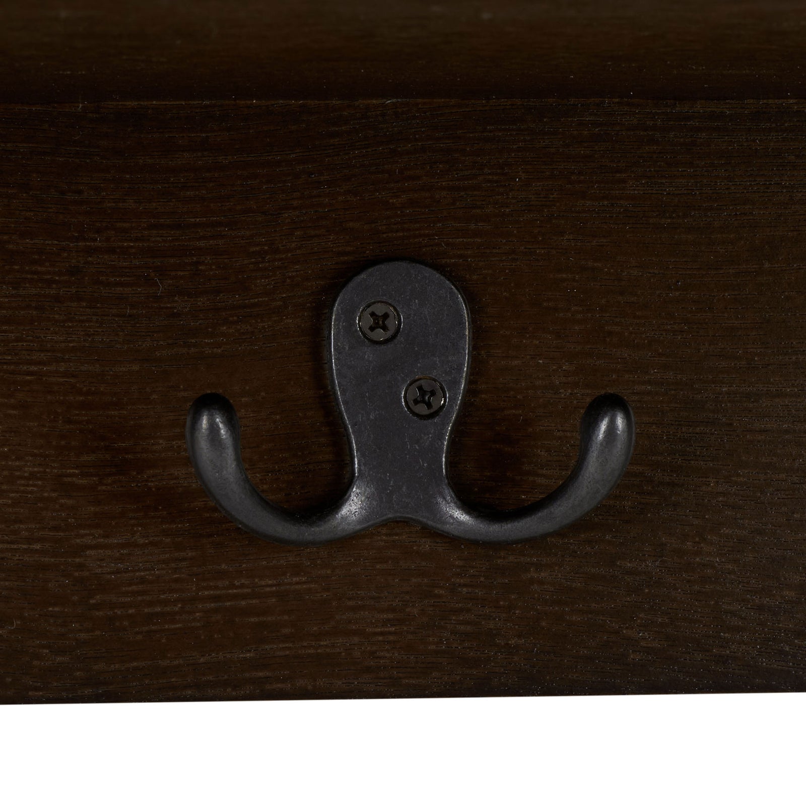 A sturdy dark metal double hook adds space for coats and bags on the chocolate-finished rack || HAC5700D || detail_studio
