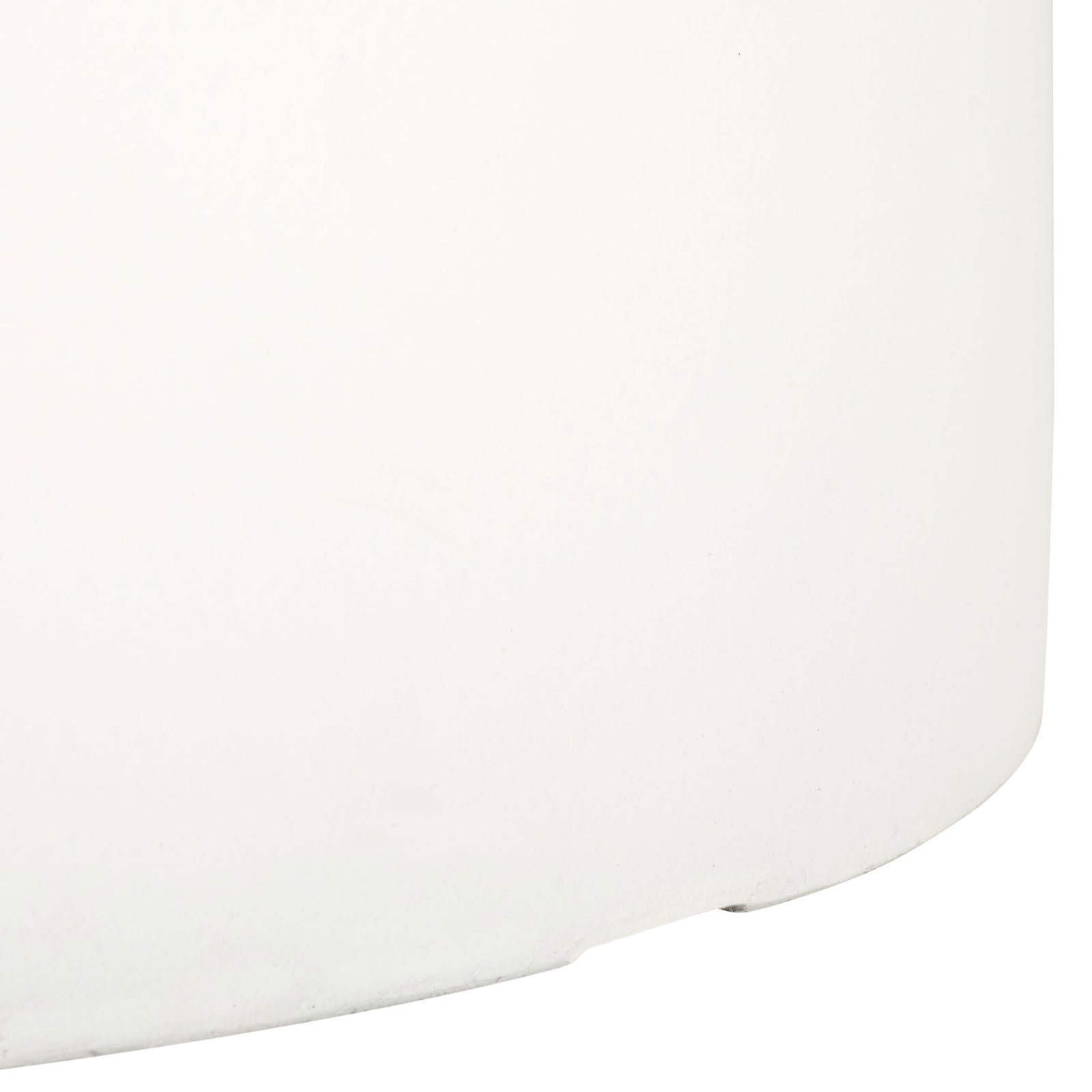 The white planter's softly curved base completes its clean cylindrical silhouette || PAT1516C || leg_studio