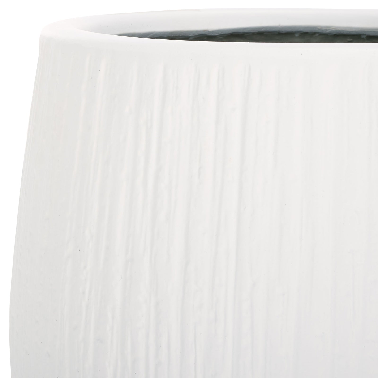 A smooth white rim meets fine, bark-like ridges for understated organic texture || PAT1523C || detail_studio