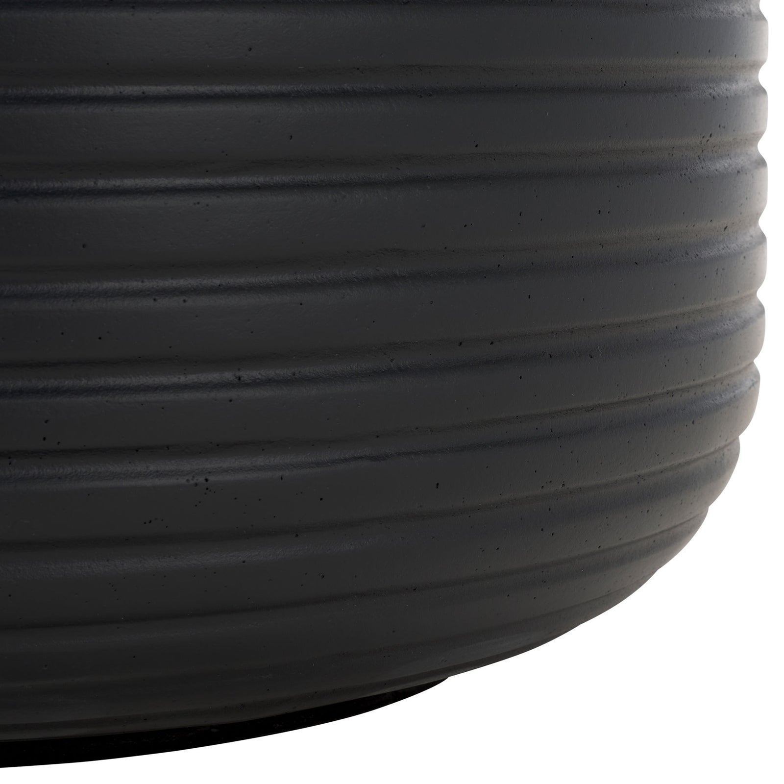 A gently curved black base anchors the planter's smooth, horizontally ribbed sides || PAT1530A-SET2 || leg_studio