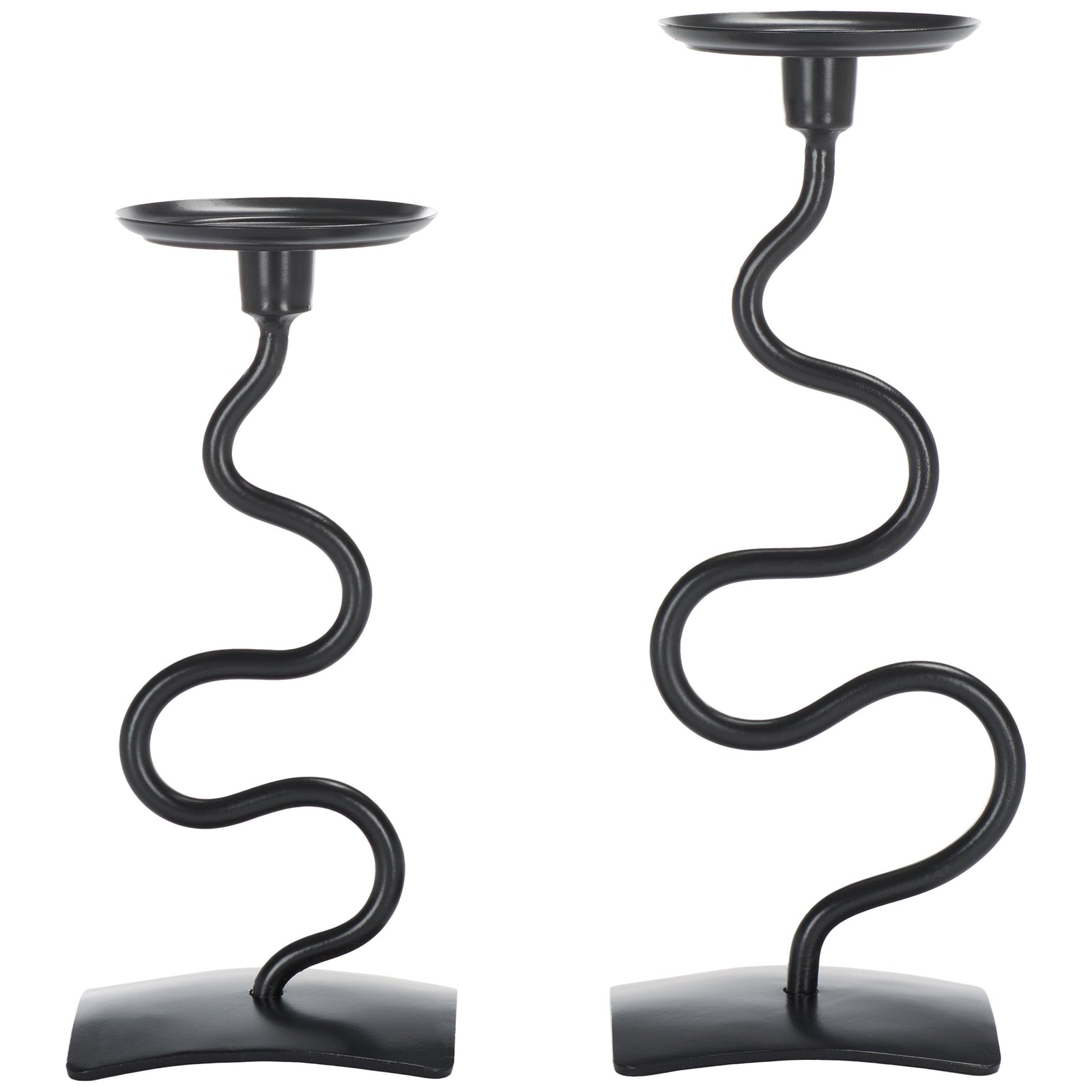 Two black iron candlesticks pair wavy stems with curved bases in complementary heights || RDC2502A-SET2 || front_studio