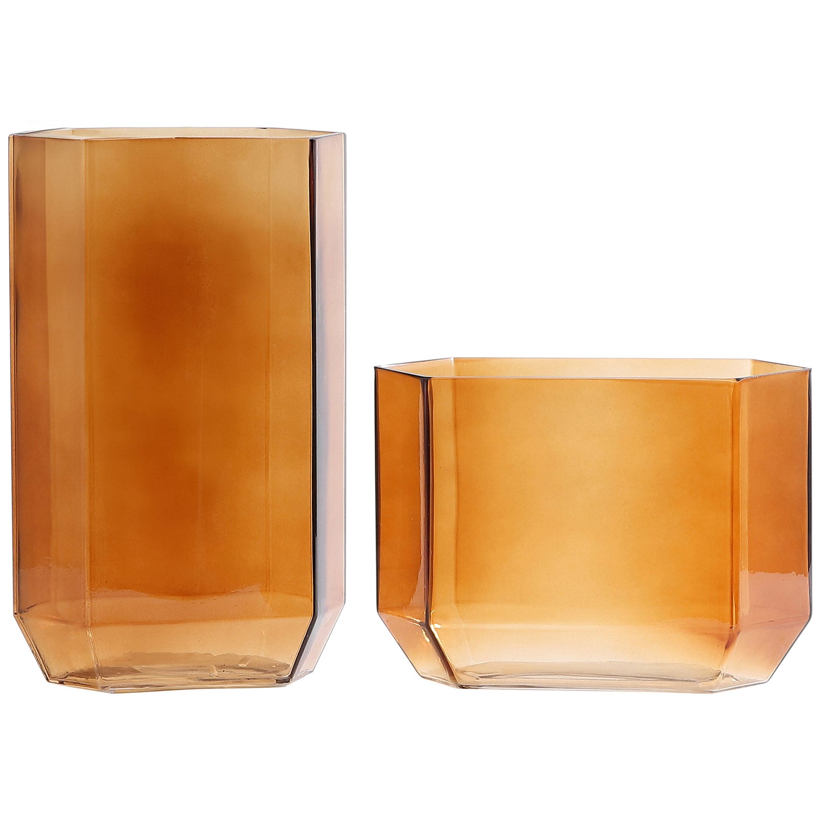 A tall, slender vase and a short, wide vase form a coordinated pair in translucent, faceted amber glass. || RDC4035B-SET2 || front_studio