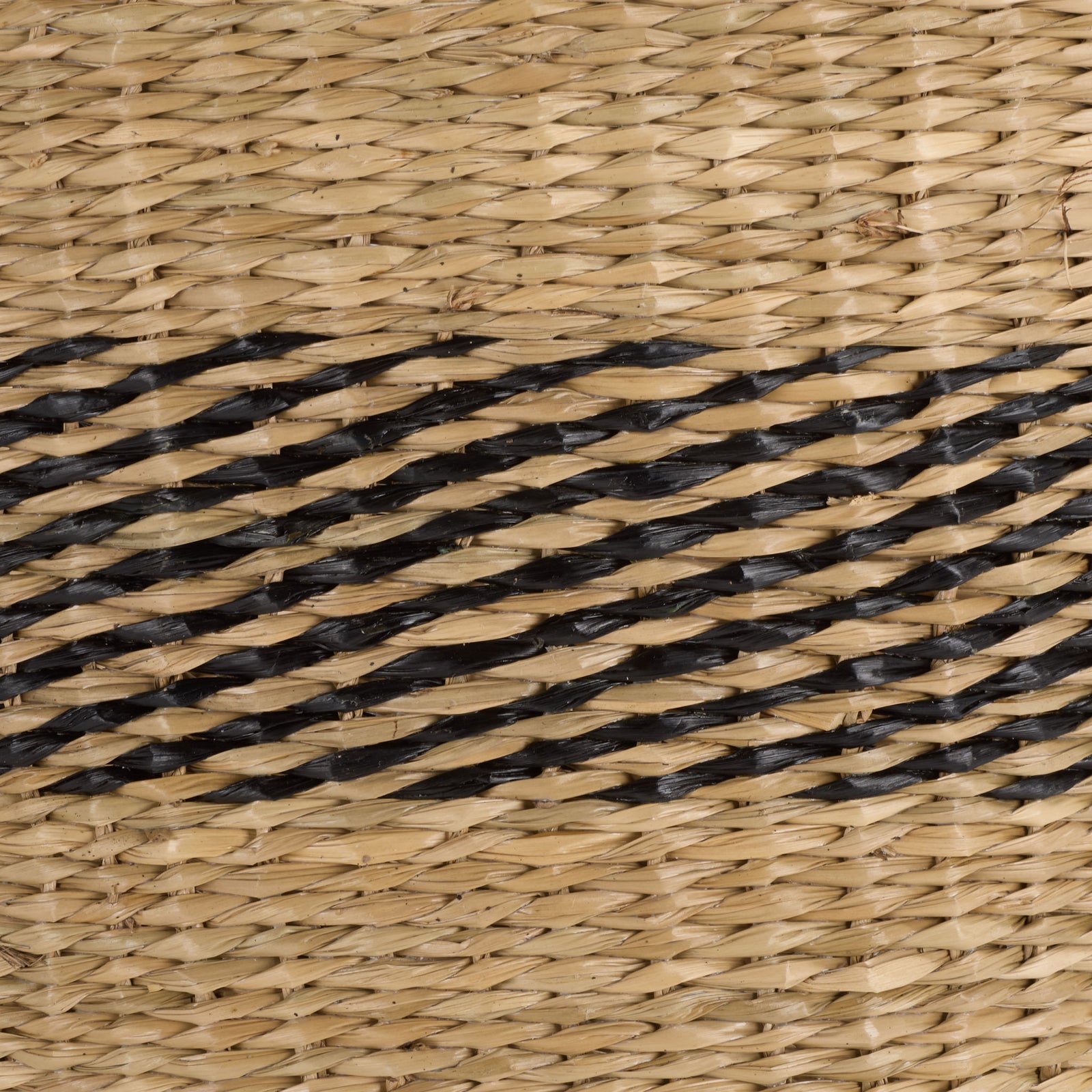 Natural and black seagrass fibers form a richly textured diagonal stripe. || STG1827A-SET3 || swatch_studio