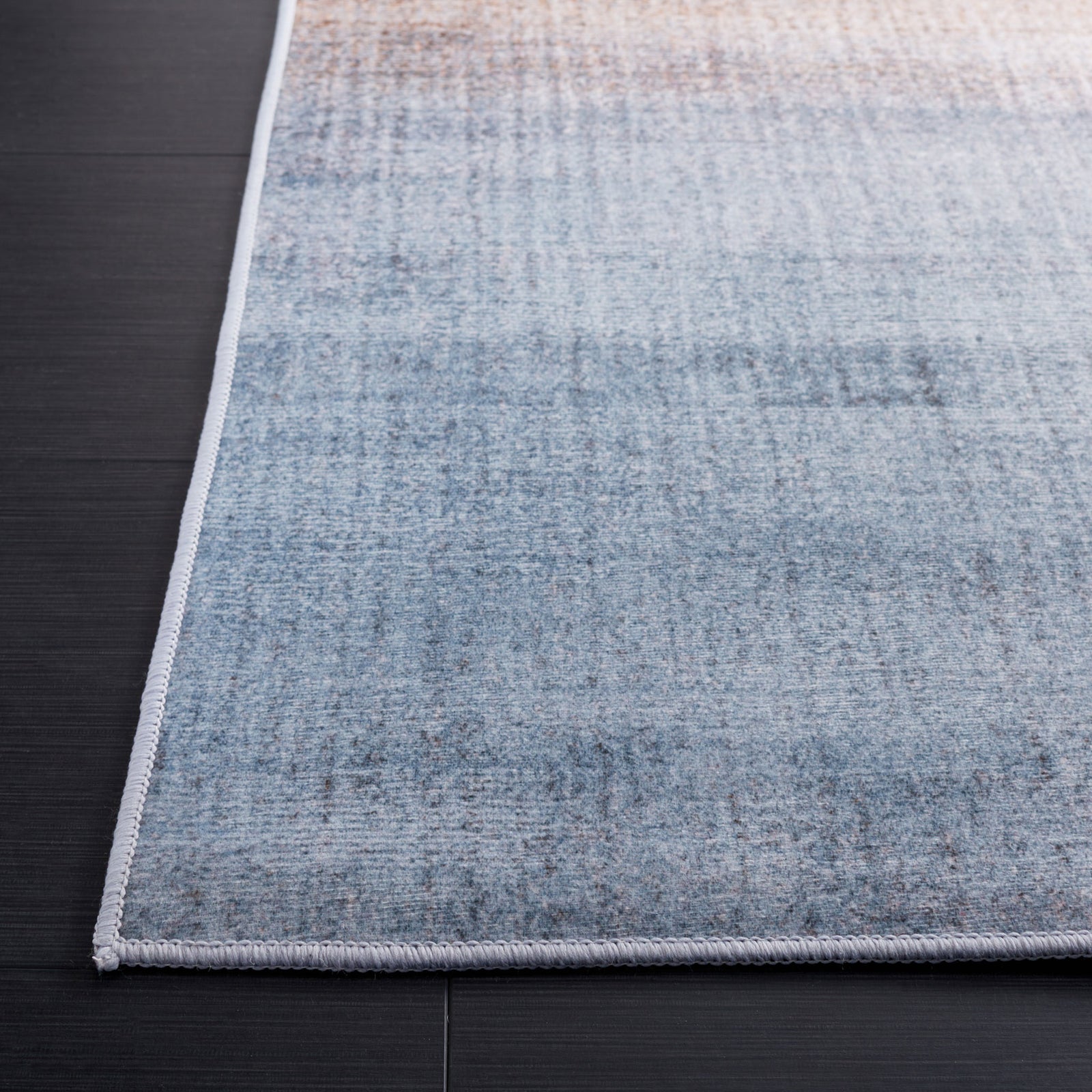 Neatly bound corner with heathered texture and crisp edging || TAC816F-5 || corner_room