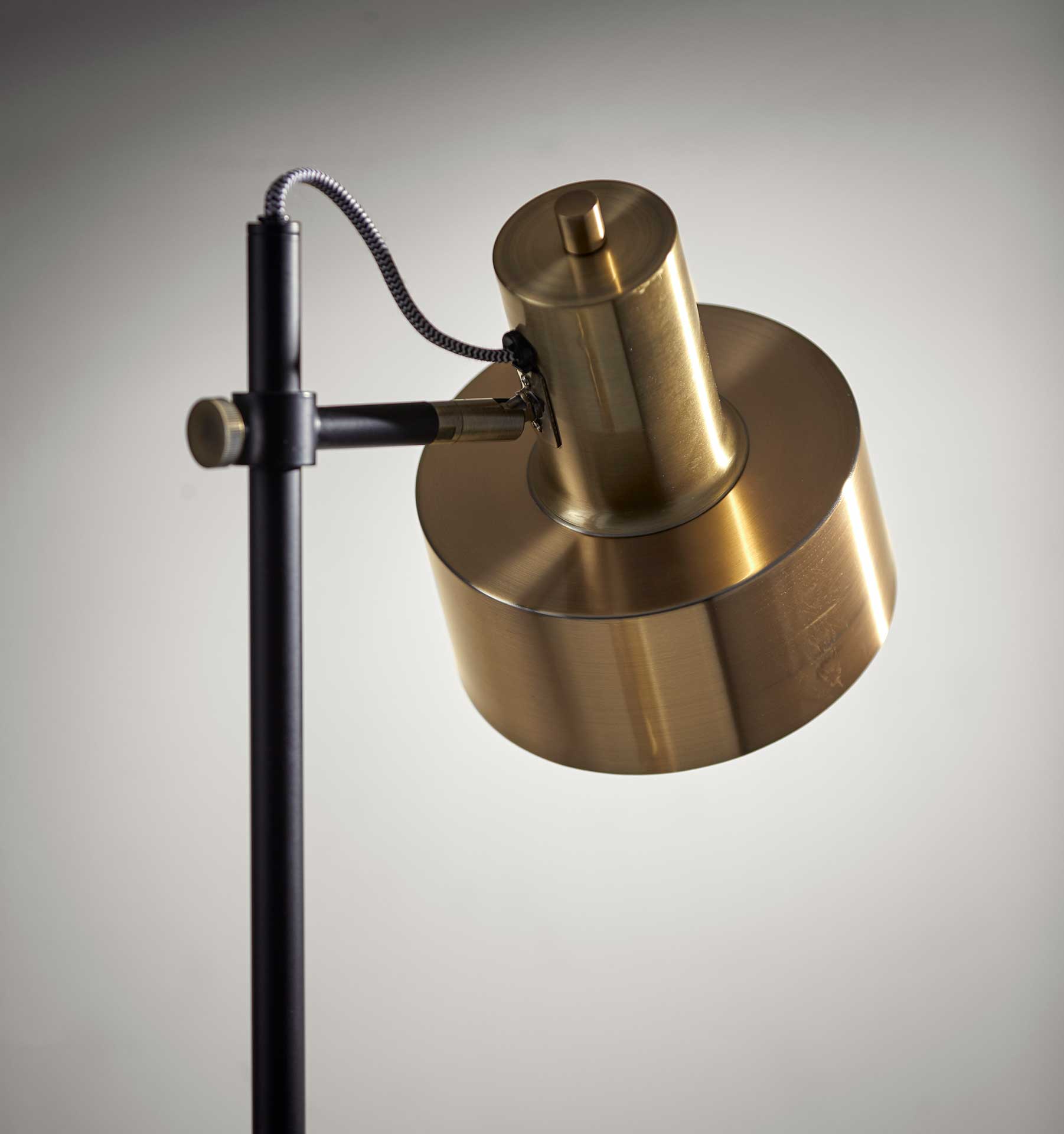 Clamart Floor Lamp Brass/Black