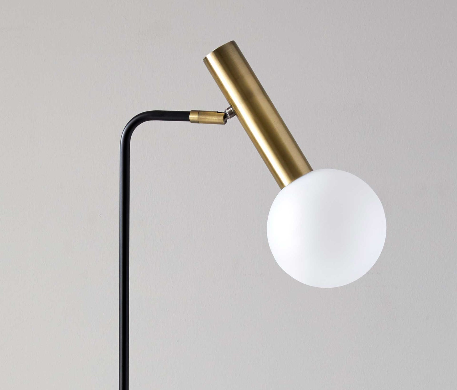 Simon LED Floor Lamp Black/Brass