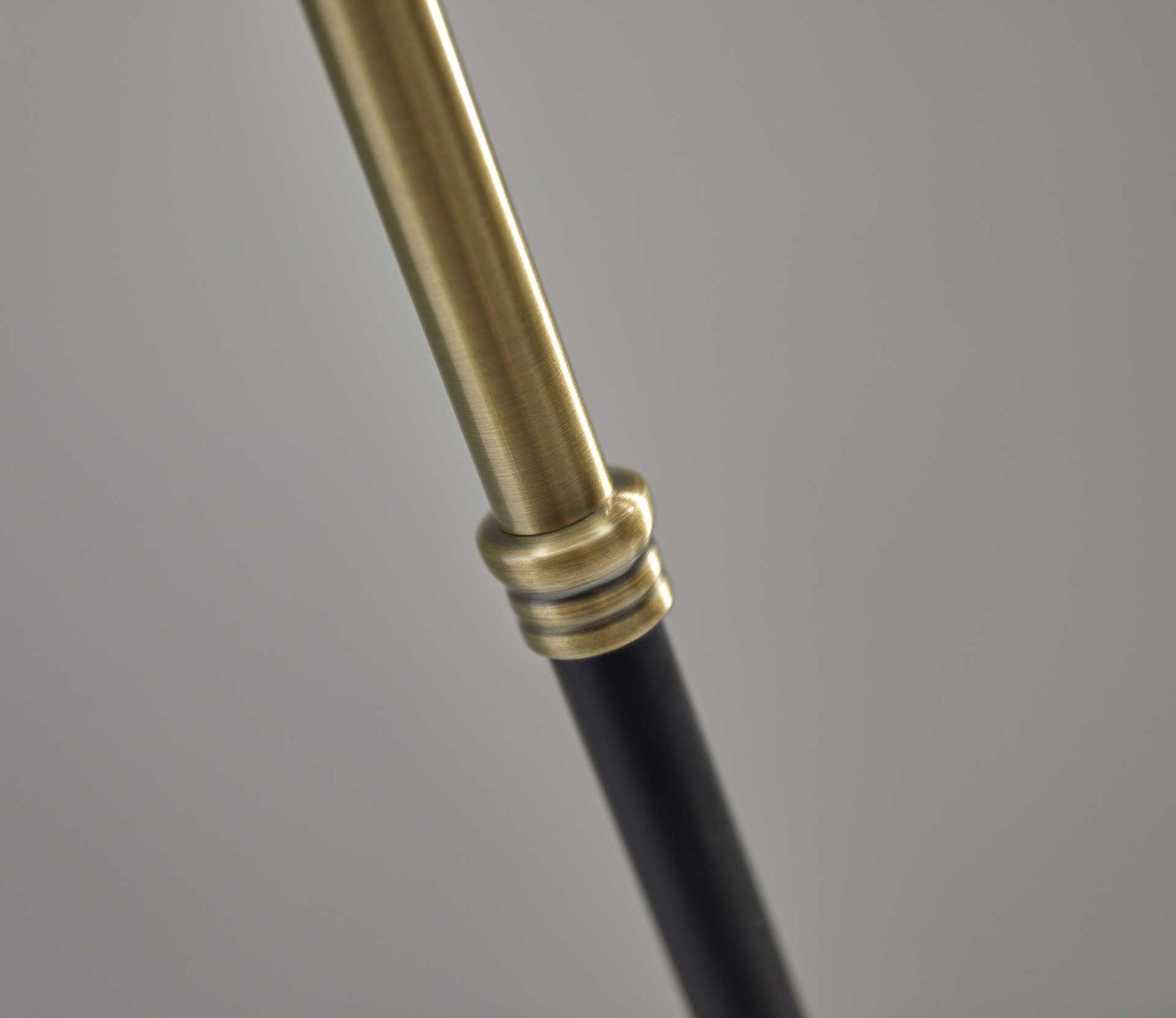 Begles Floor Lamp Black/Antique Brass