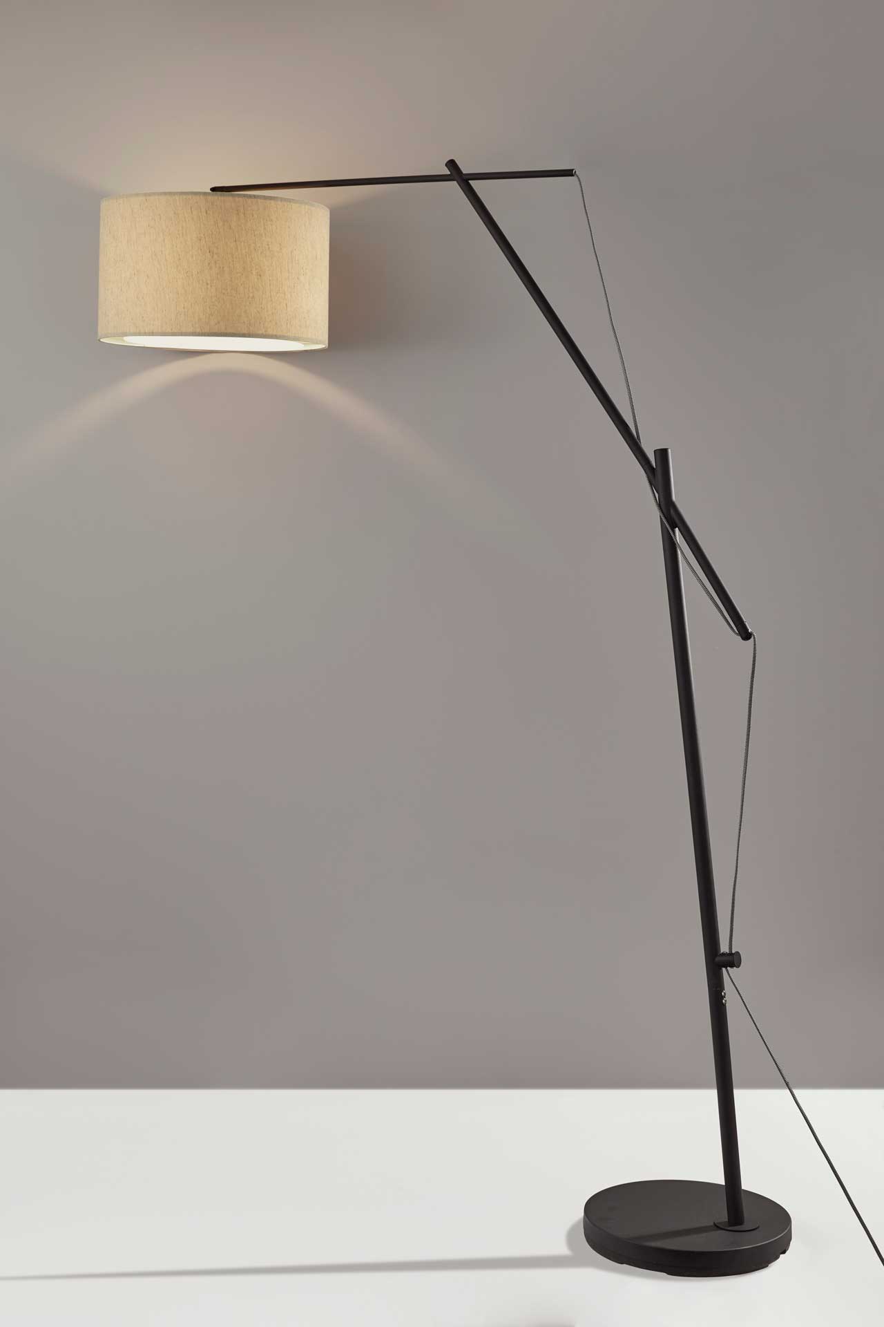 Bron Arc Lamp Black