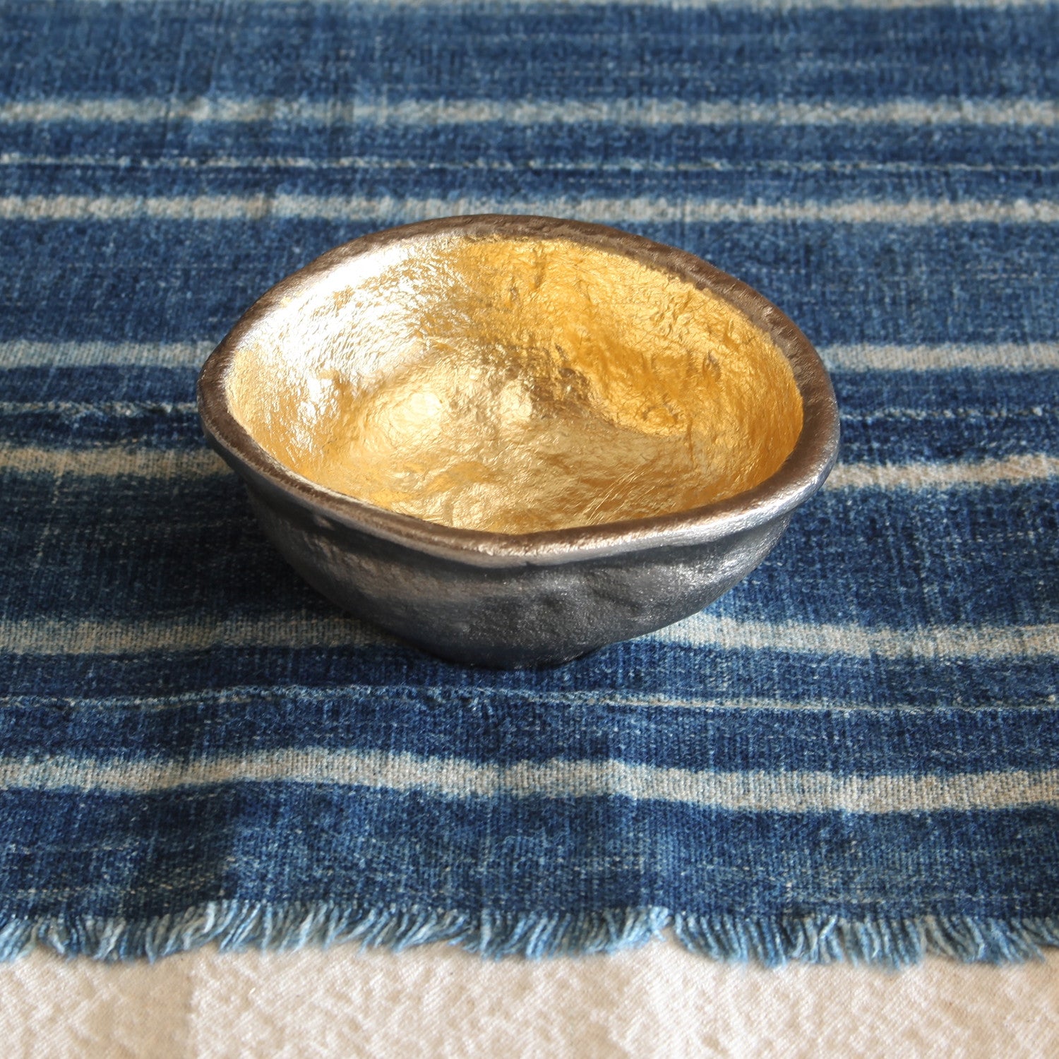 Salm Organic Cast Metal Bowl Large