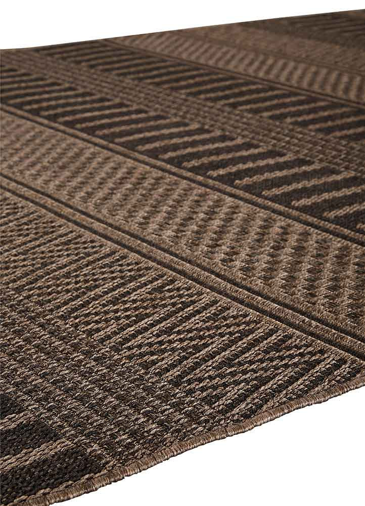 Acadia Staniel Brown/Black Area Rug