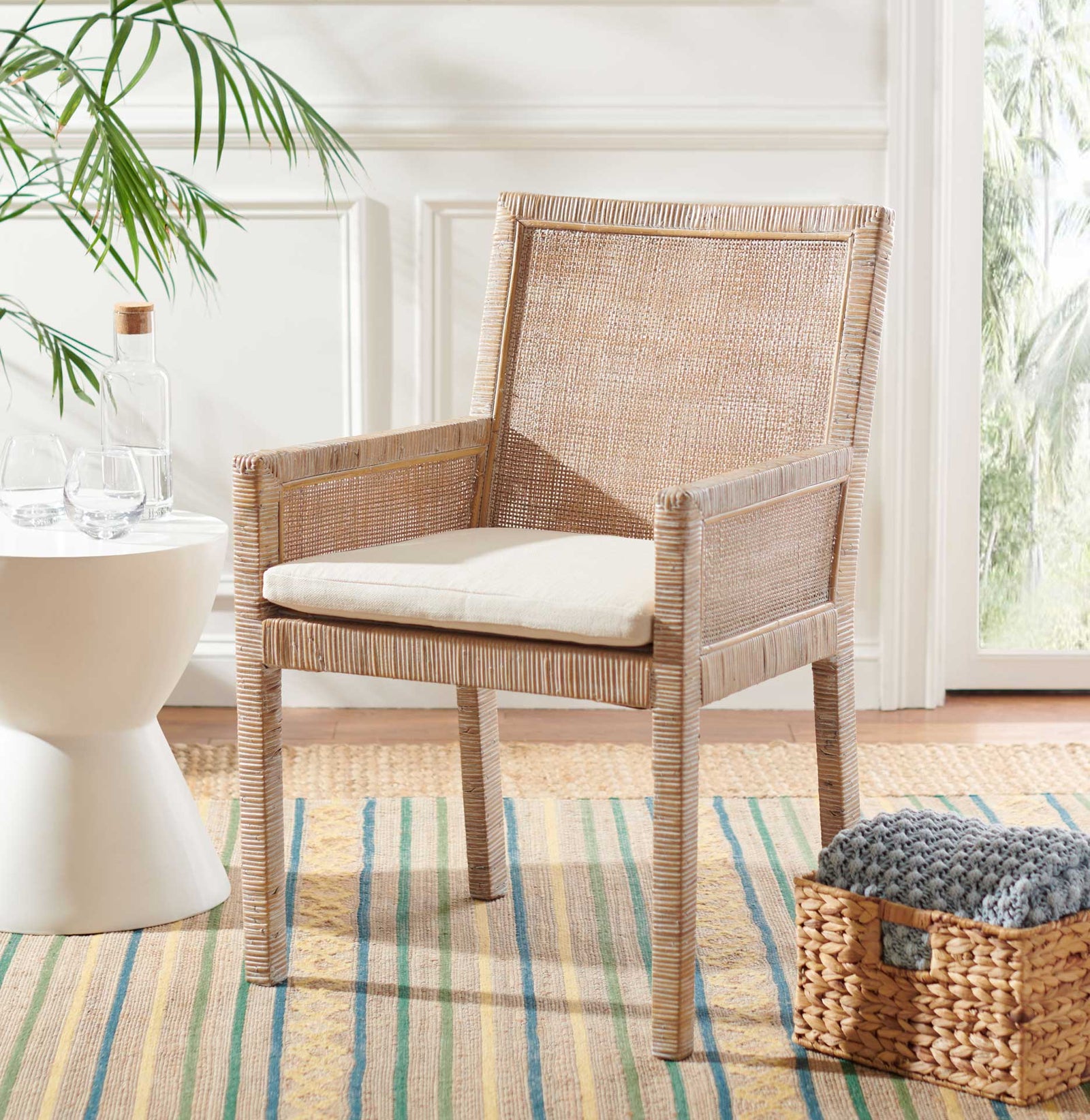 Saffron Accent Chair With Cushion Gray White Wash