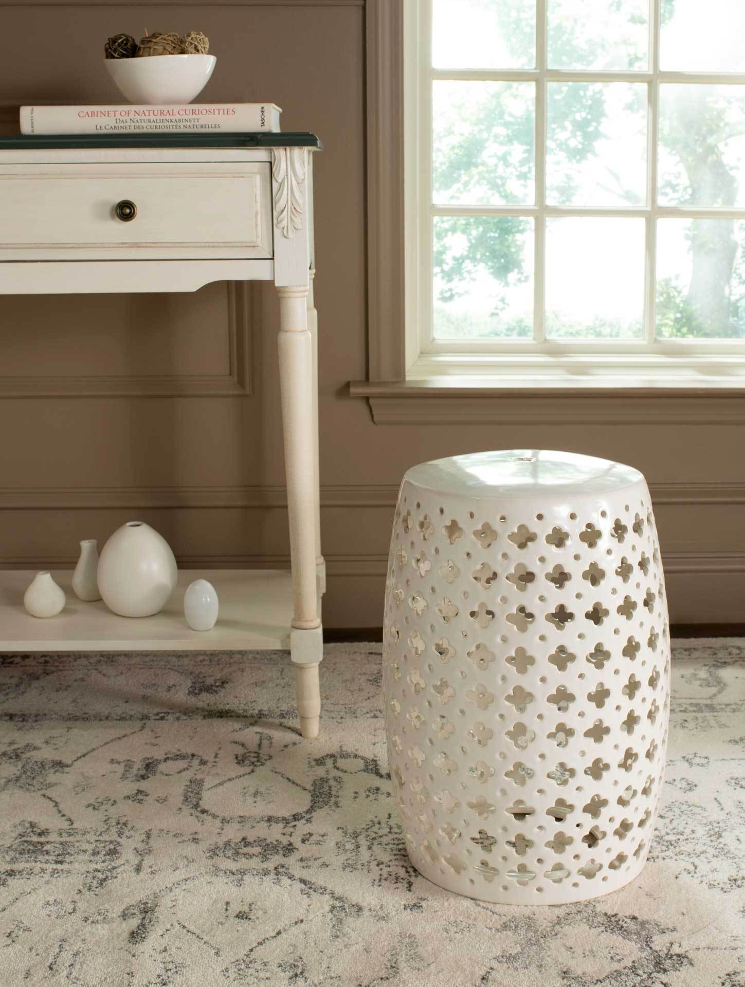 Laila Garden Stool Creme