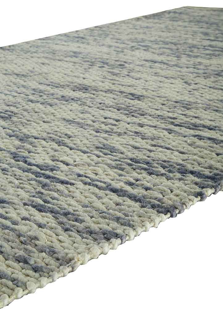 Apache Iroquois White/Blue Area Rug