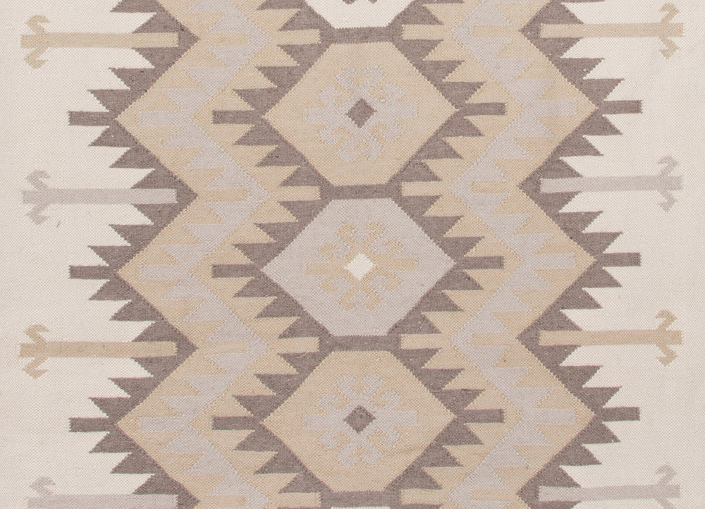 Desert Emmett Ivory/Neutral Area Rug