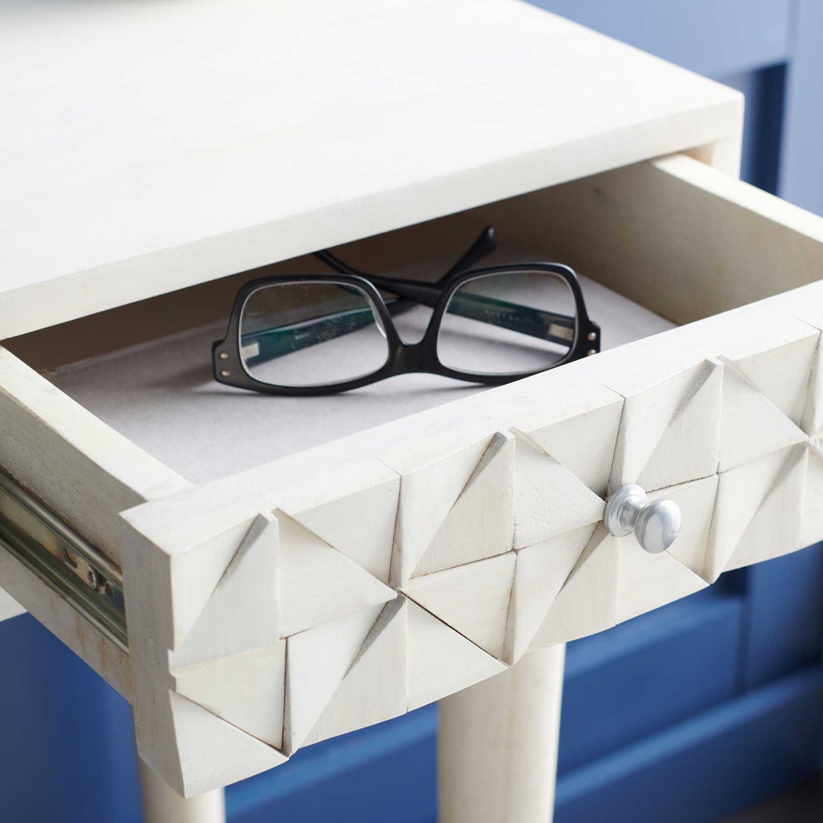 Zion Desk White Wash/Silver