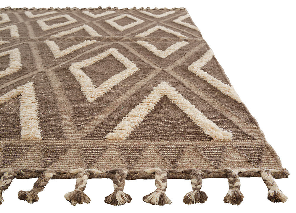 Kokoda Kent Brown/White Area Rug