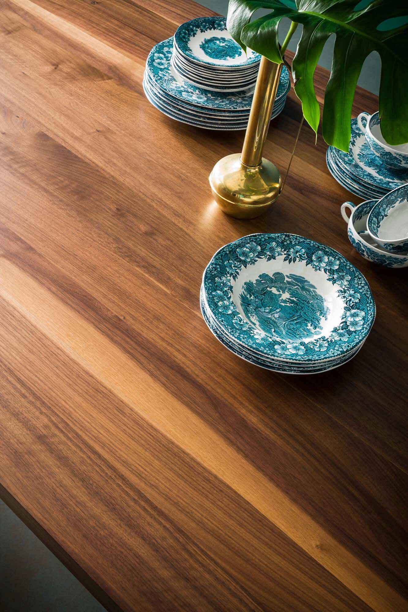 Genoa Dining Table Canaletto Walnut/Deep Ocean