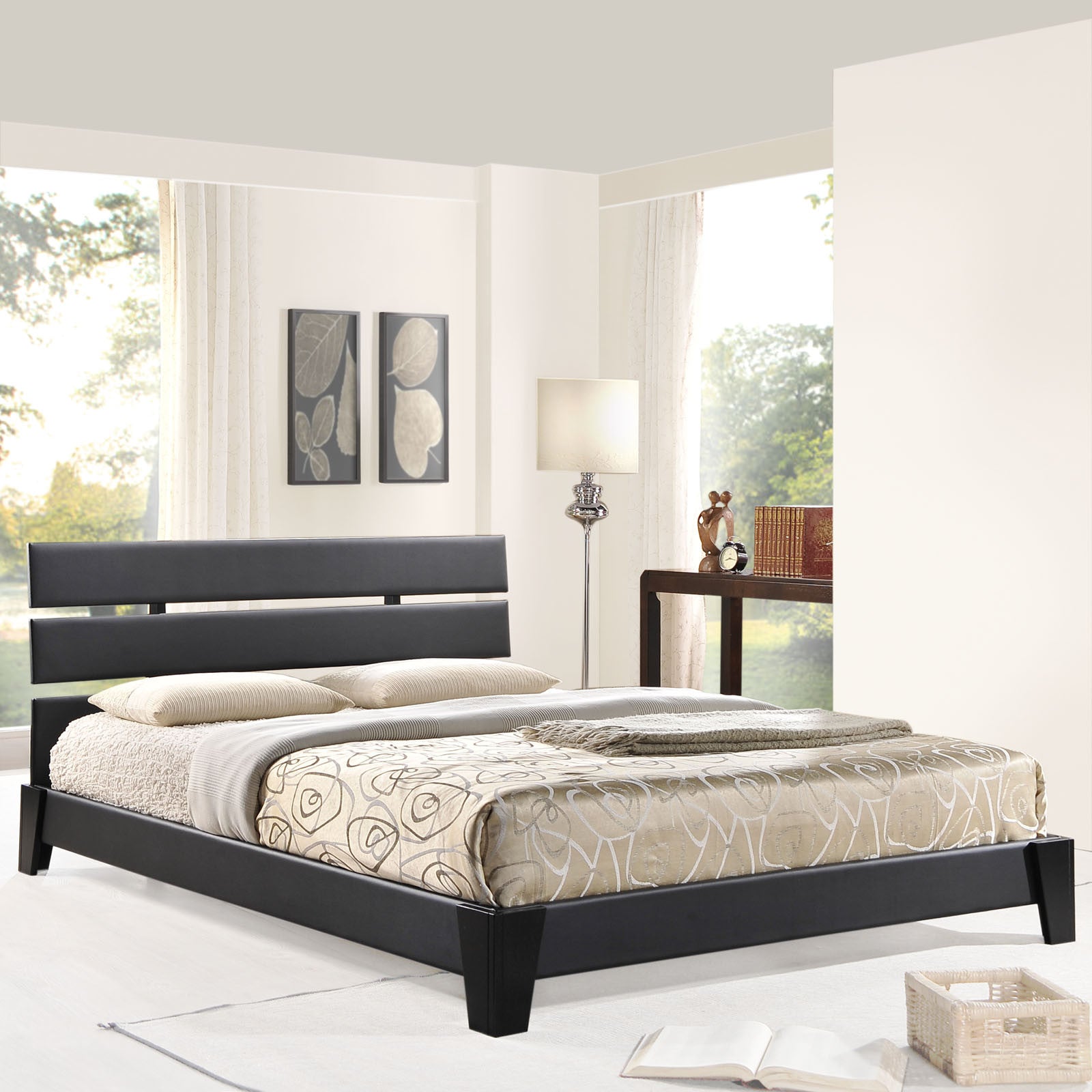 Zoar Queen Vinyl Bed Black