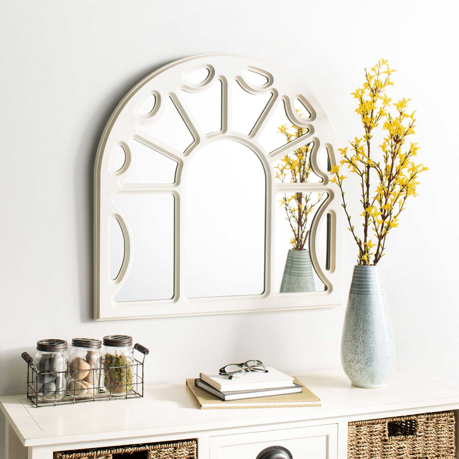 Joanna Mirror White