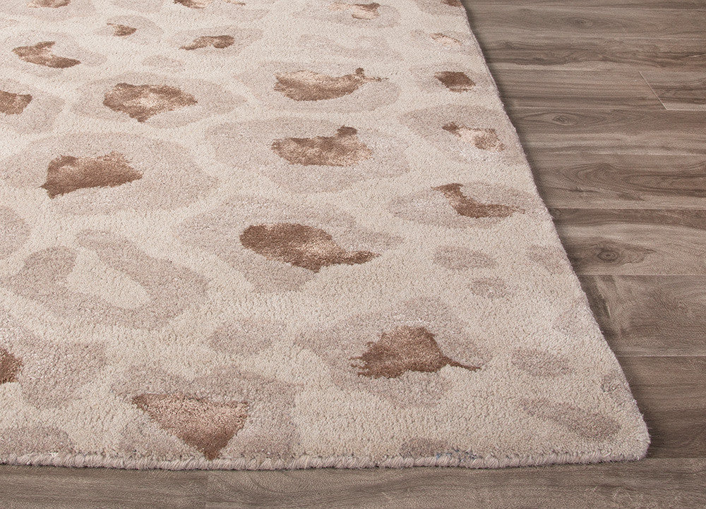 National Geographic Cheetah Rainy Days/Feathered Gray Area Rug