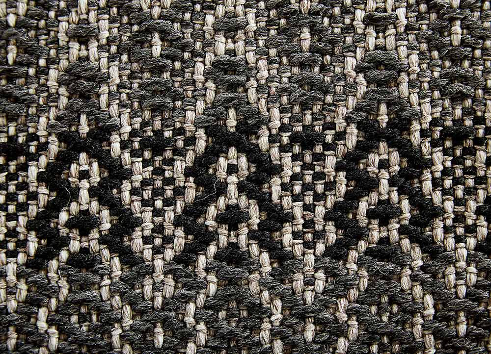 Nirvana Crover Gray/Black Area Rug