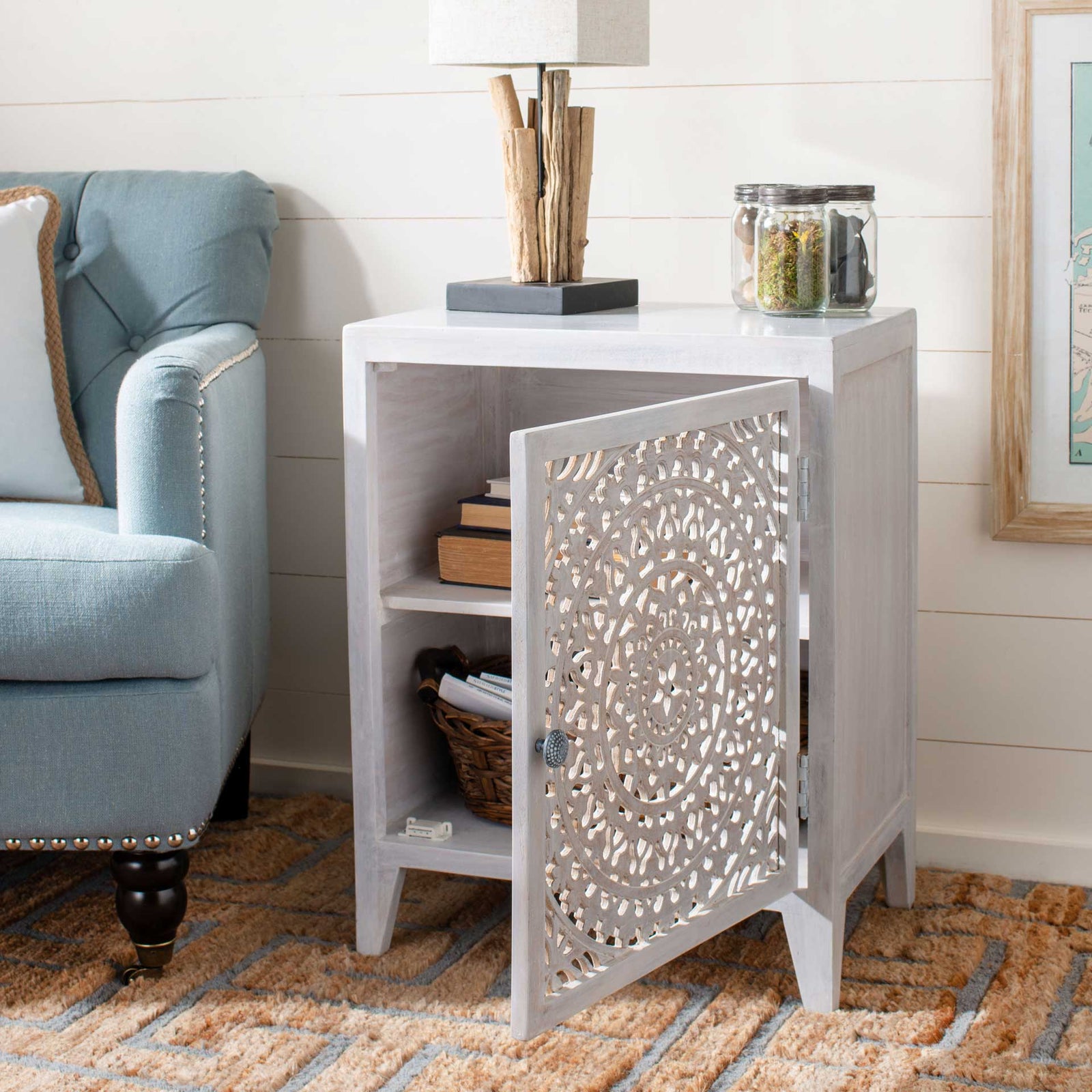 Thames 1 Door Carved Nightstand White Wash