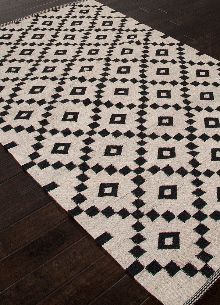 Scandinavia Croix Antique White/Ebony Area Rug