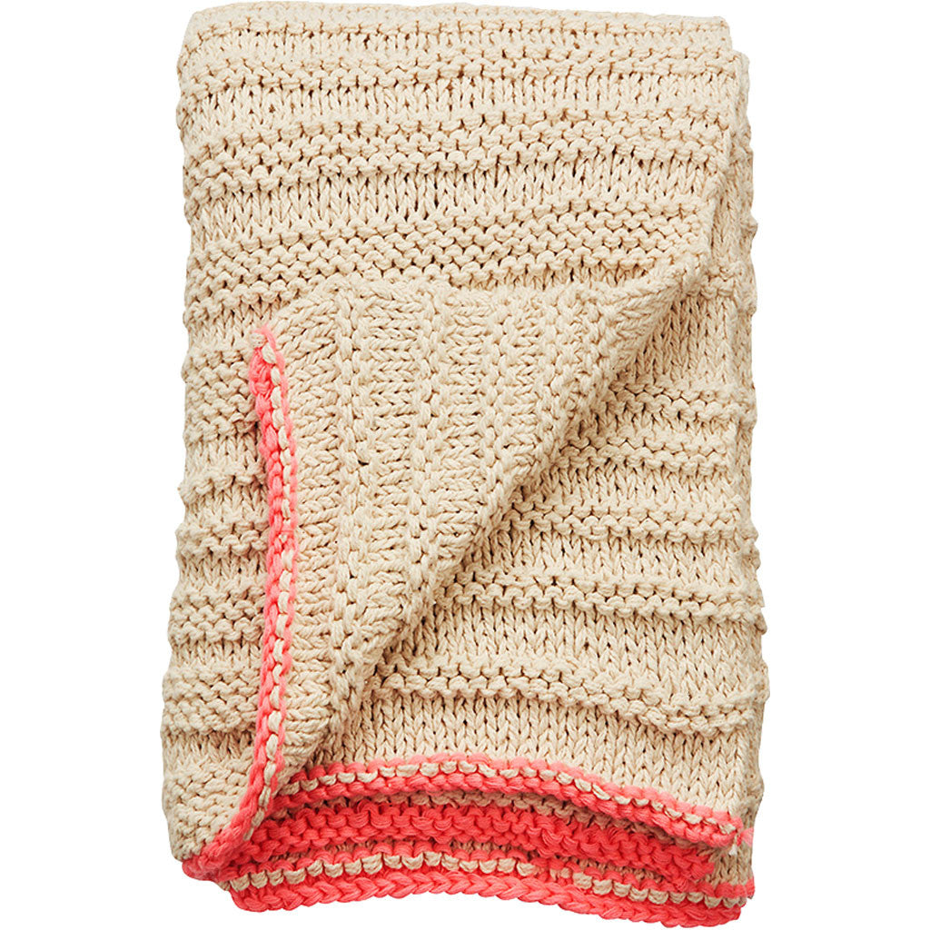 Serin White Swan/Bubblegum Throw