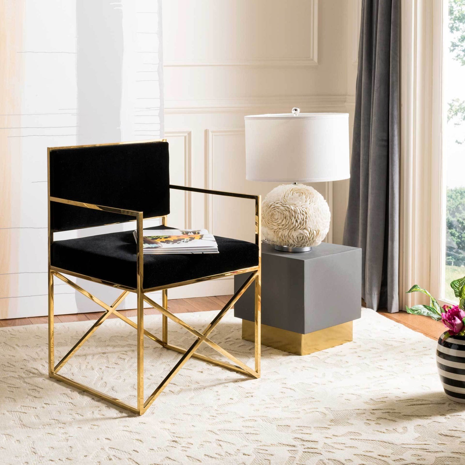 King Velvet Directors Chair Black/Gold