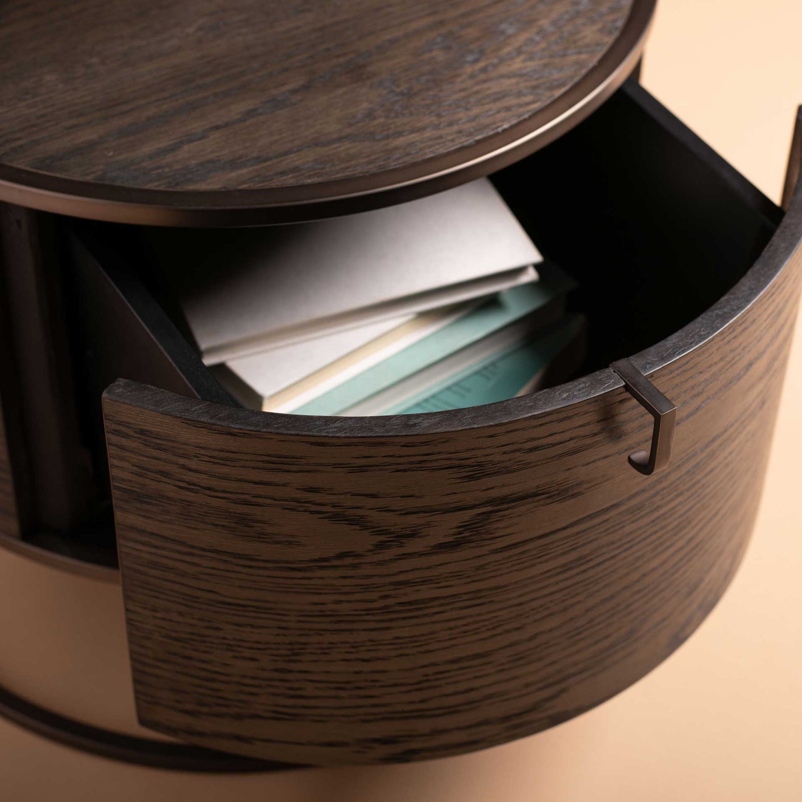 Robin Round 1 Drawer Nightstand Dark Walnut