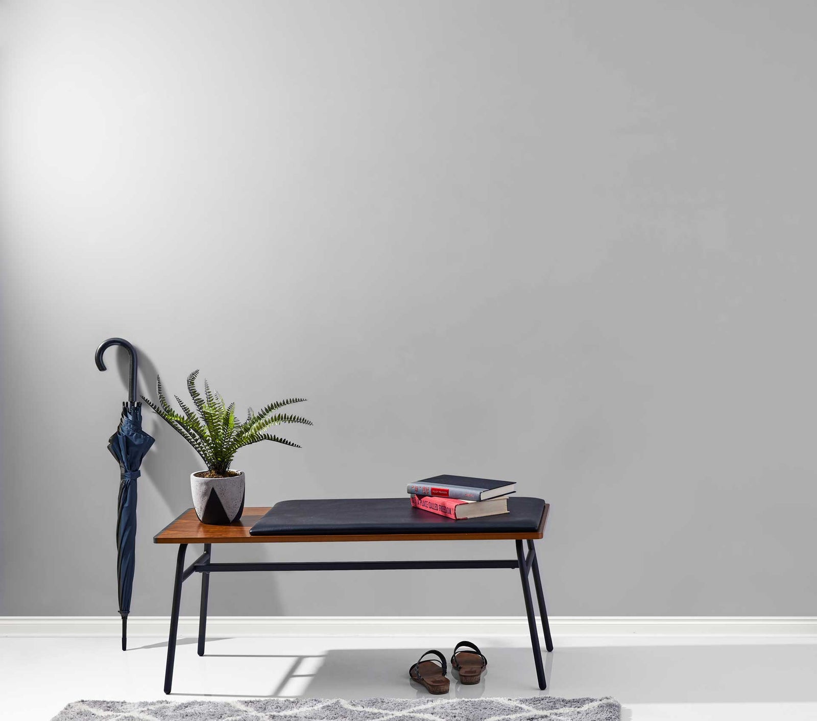 Charles Bench Walnut/Black