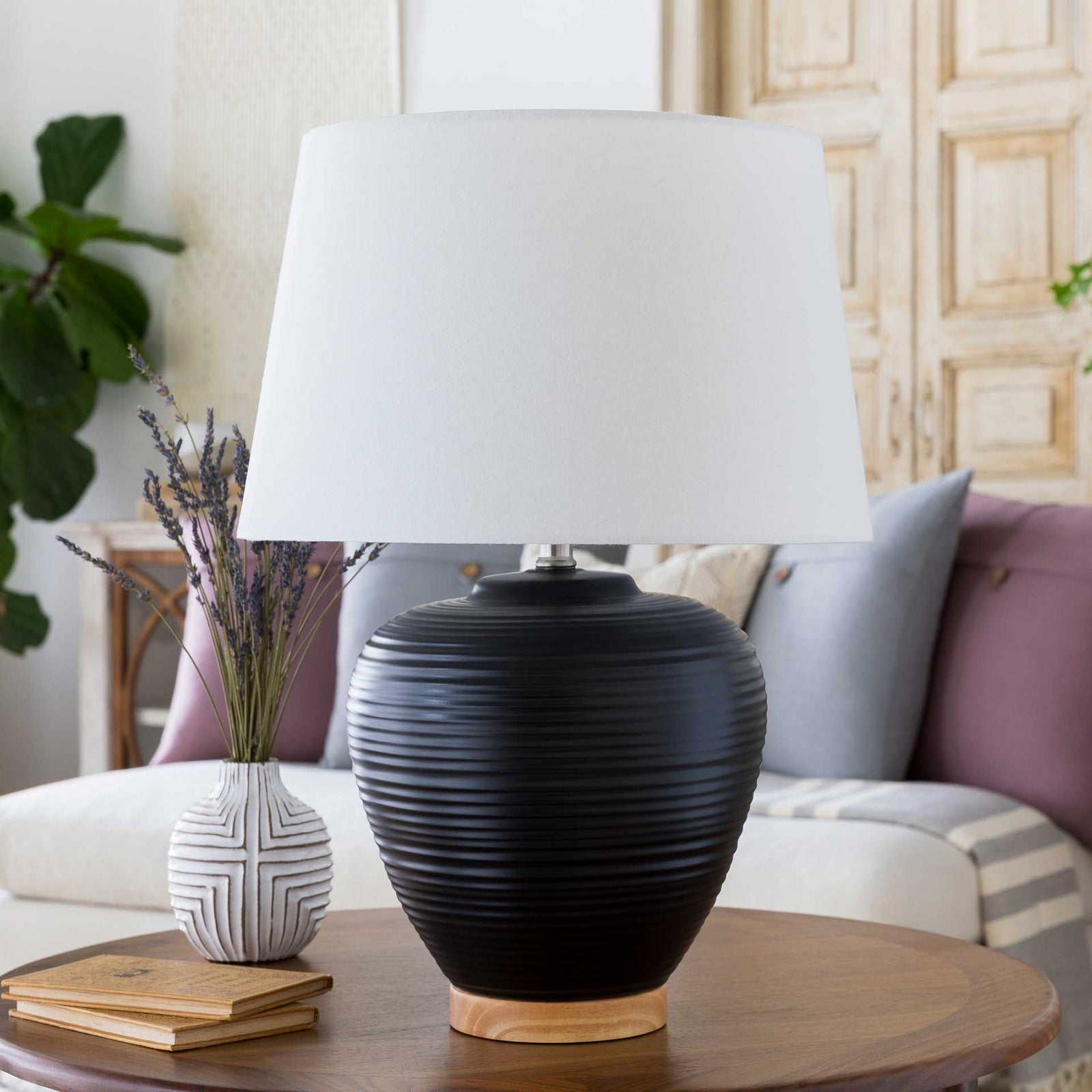 Blake Table Lamp Black/White