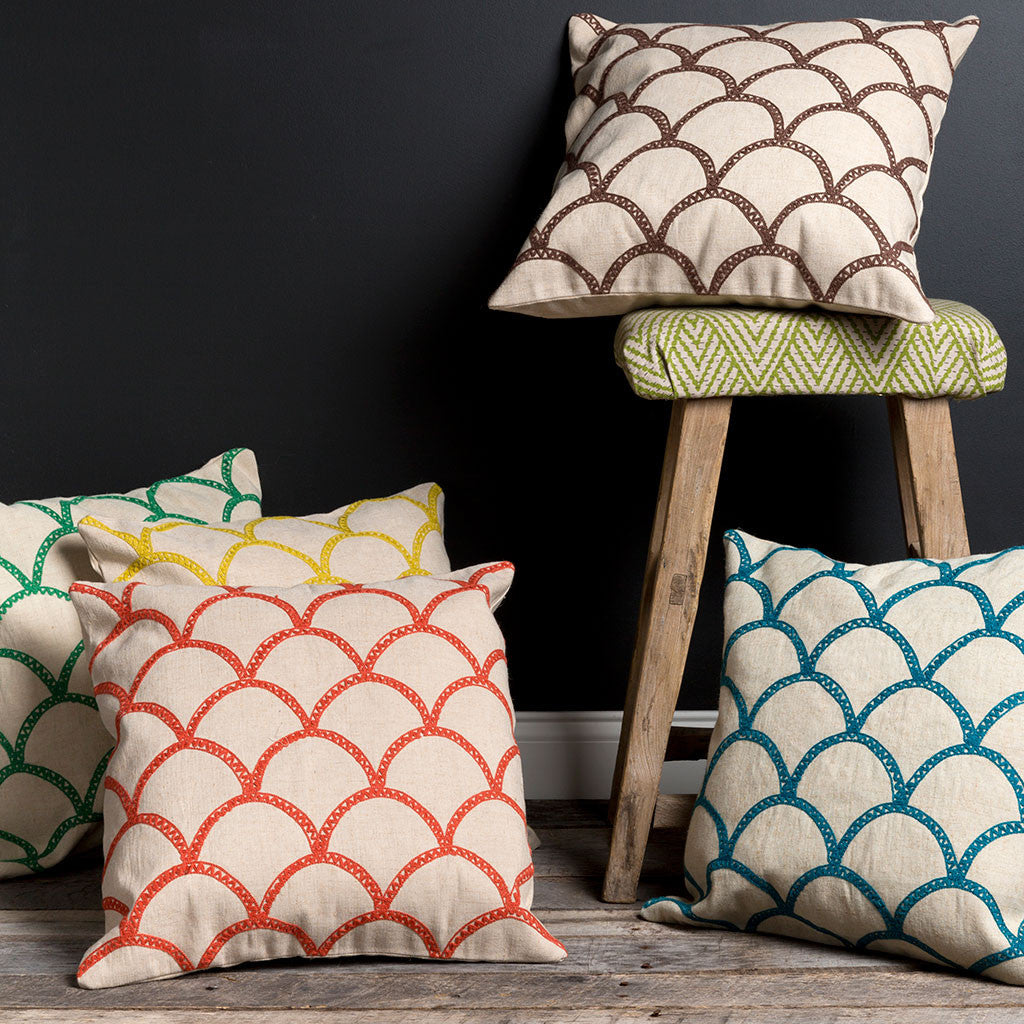 Overlapping Oval Ivory/Teal Pillow